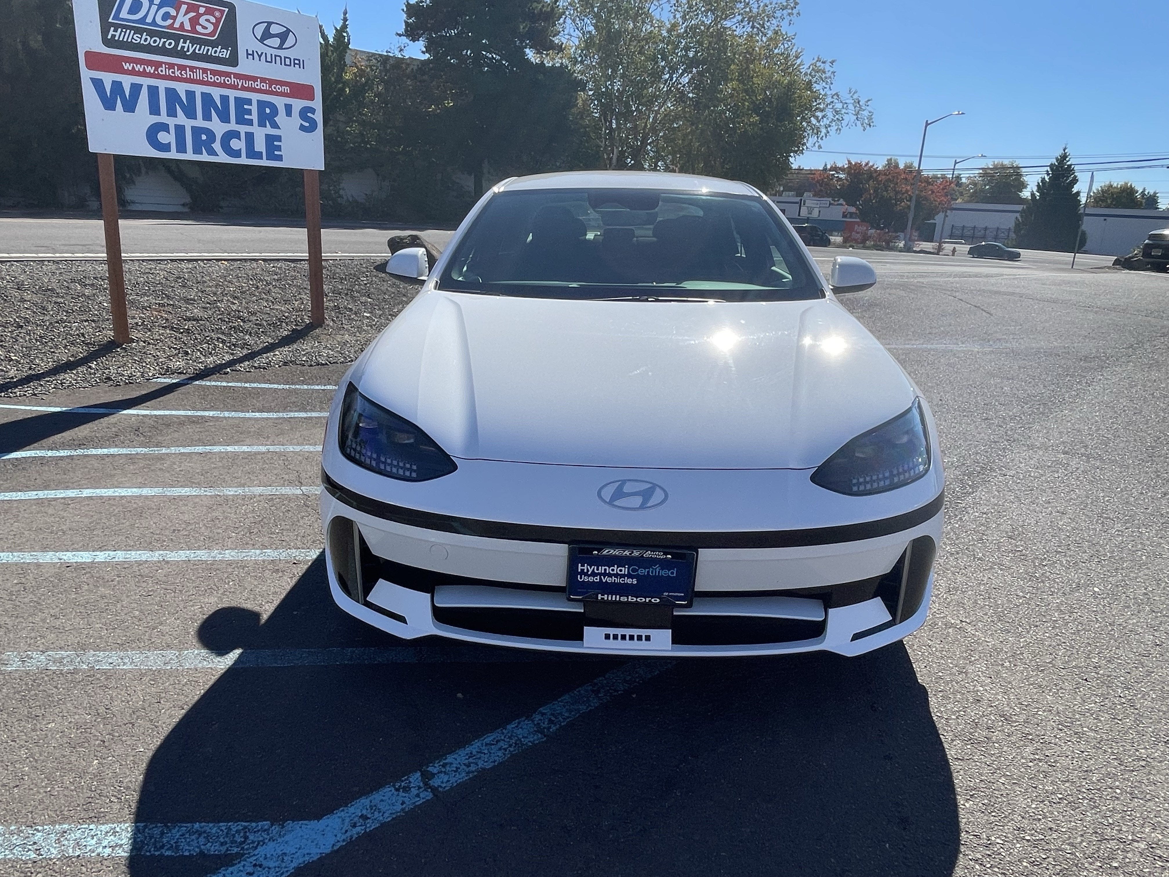 2024 Hyundai IONIQ 6 SE