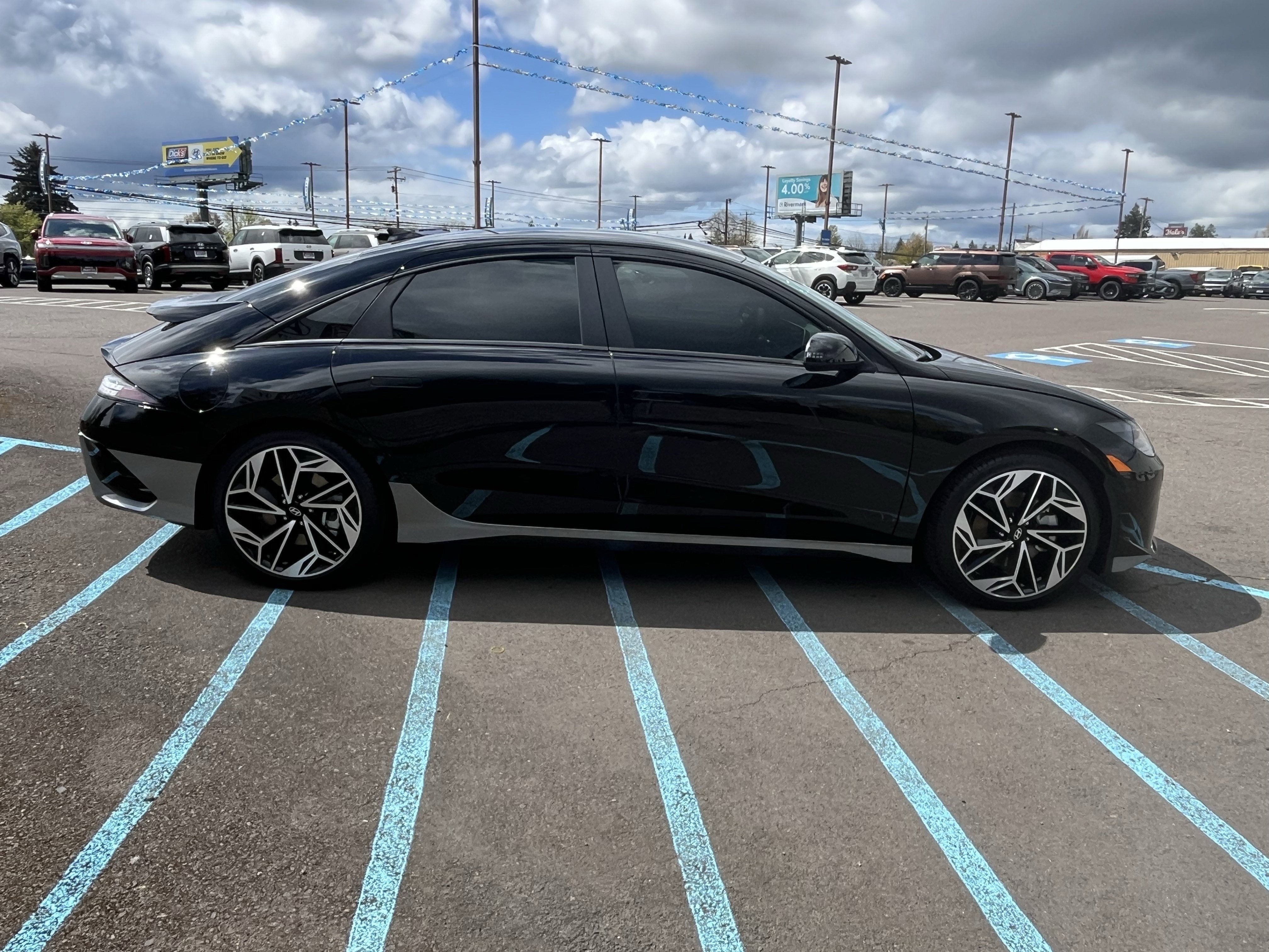 2024 Hyundai IONIQ 6 SEL