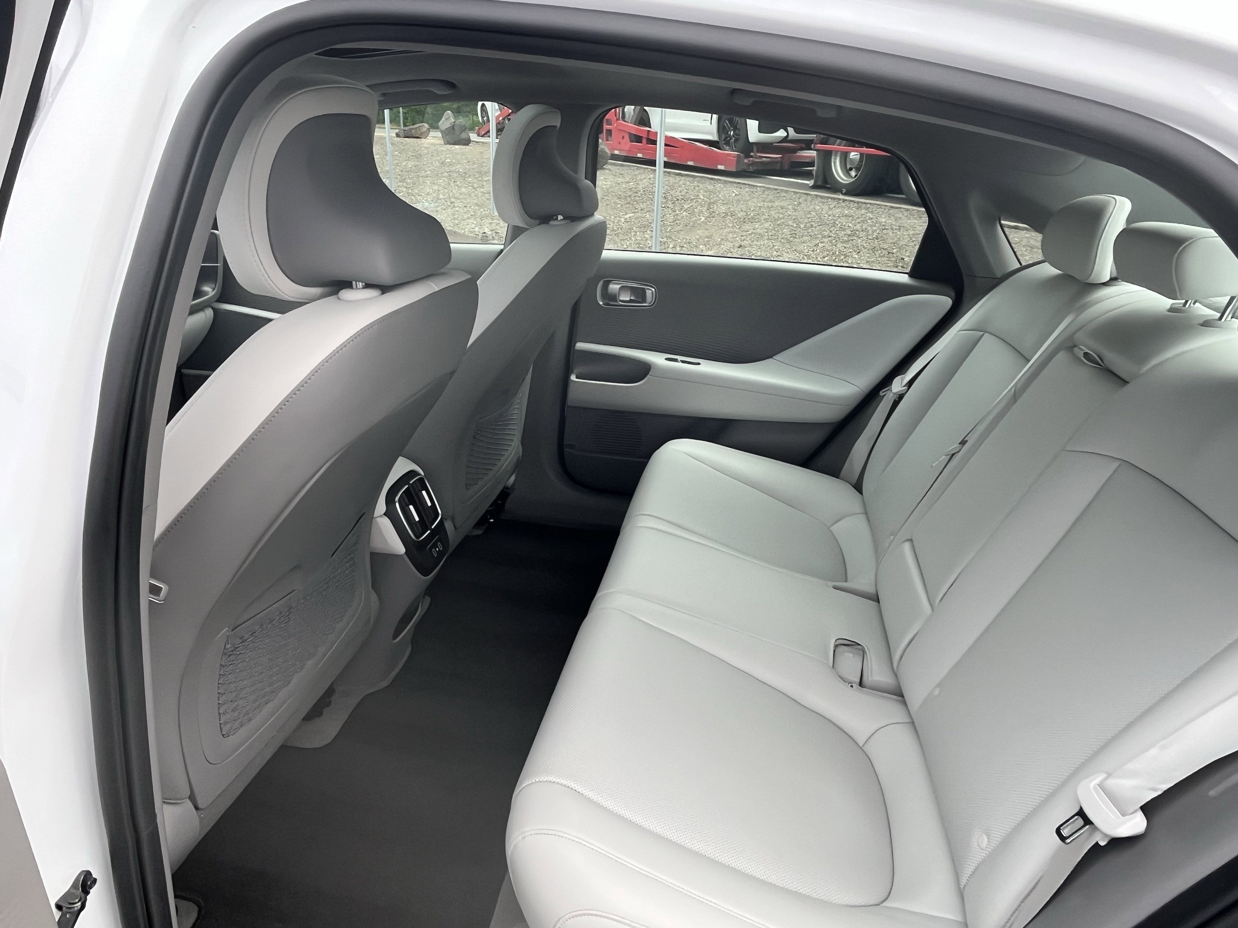2025 Hyundai IONIQ 6 Limited