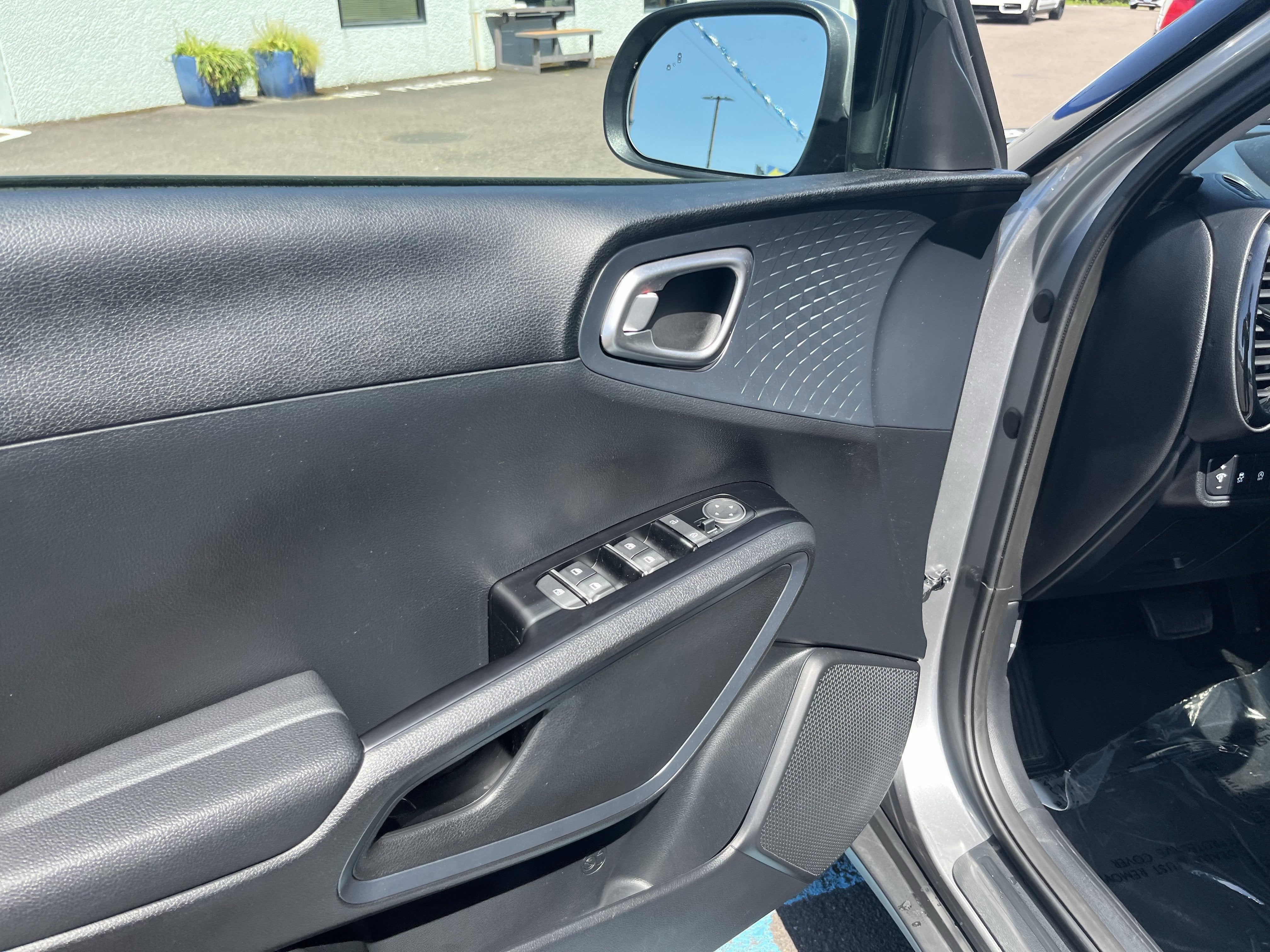 2023 Kia Soul EX