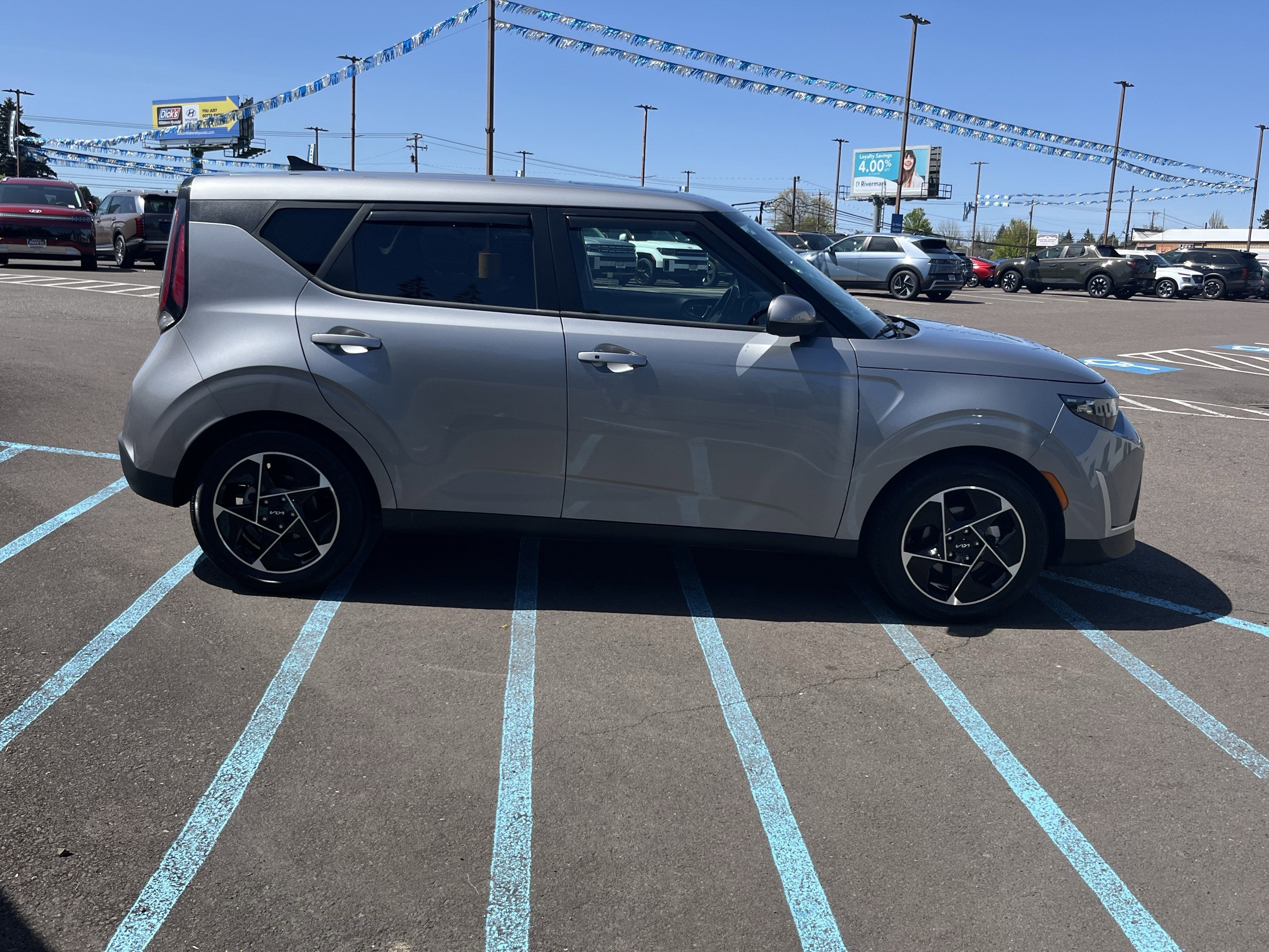2023 Kia Soul EX