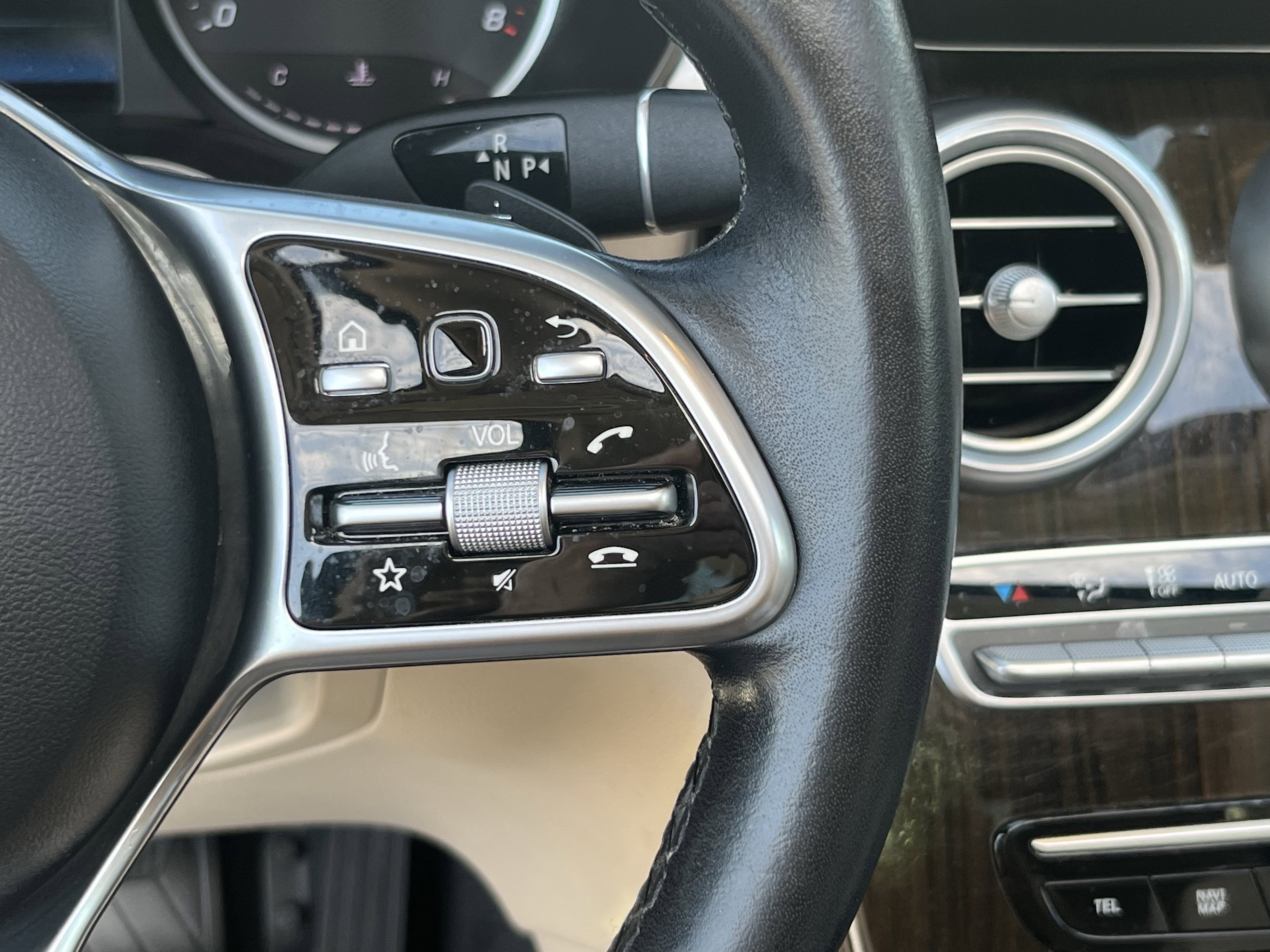 2020 Mercedes-Benz GLC GLC 300