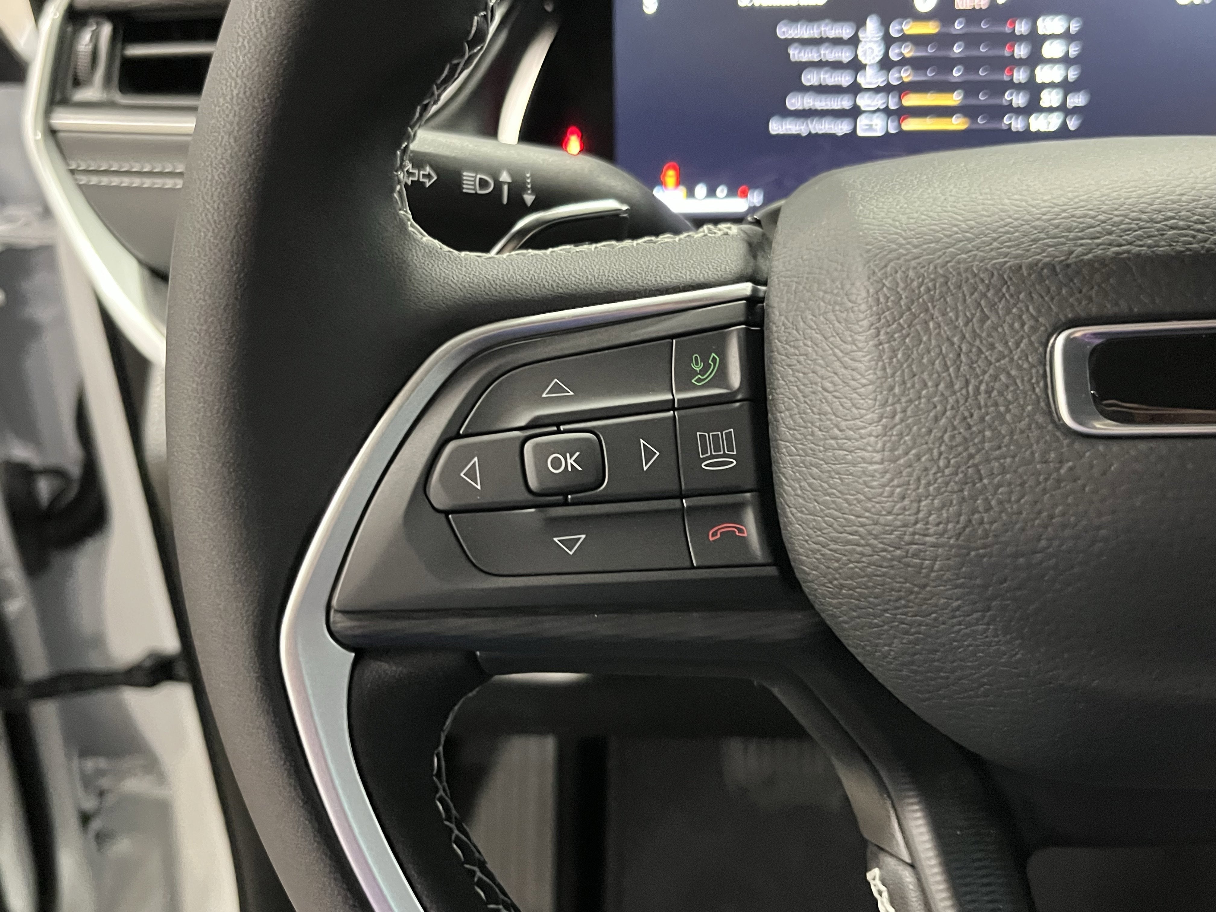 2025 Jeep Grand Cherokee GRAND CHEROKEE LAREDO 4X4