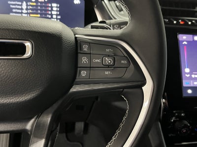 2025 Jeep Grand Cherokee GRAND CHEROKEE LAREDO 4X4