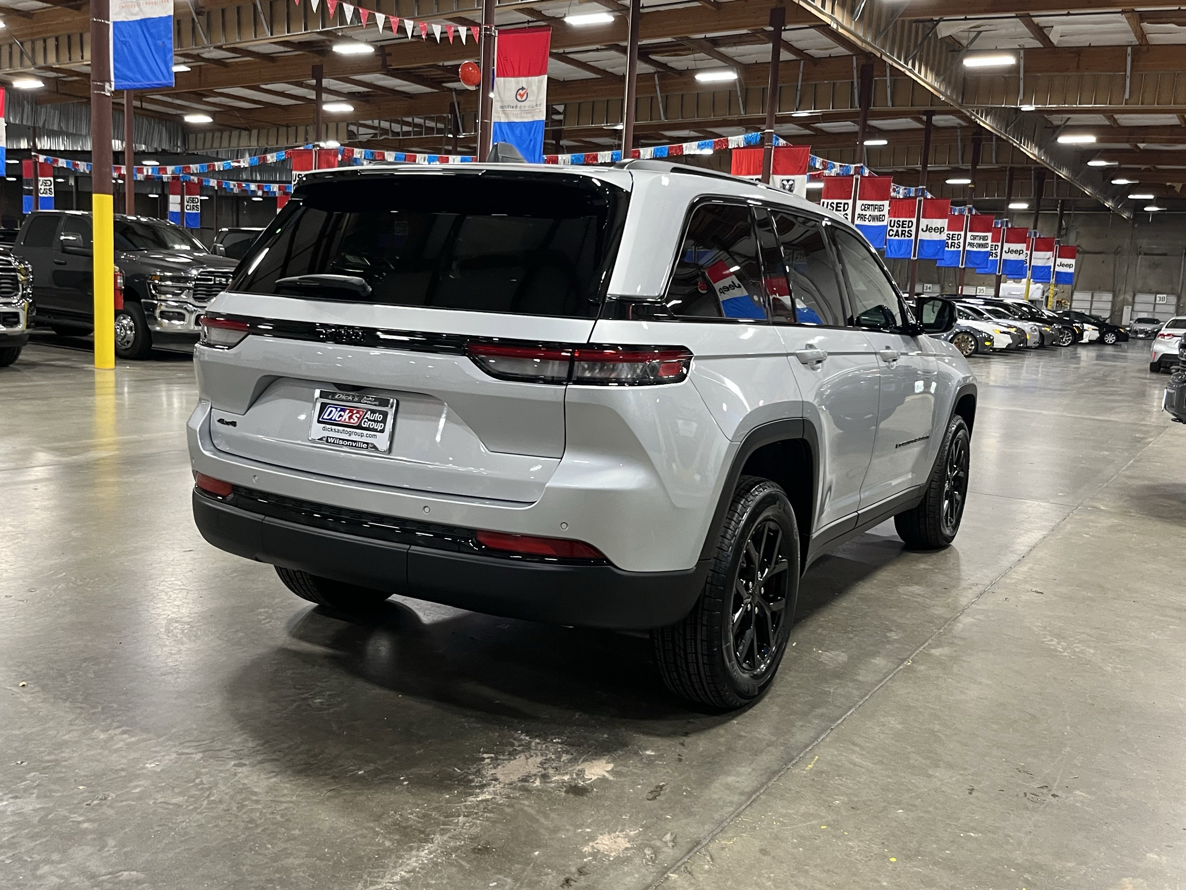 2025 Jeep Grand Cherokee GRAND CHEROKEE ALTITUDE X 4X4