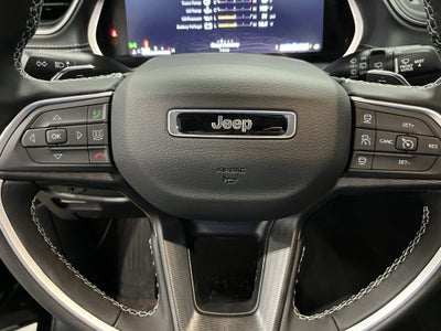 2026 Jeep Grand Cherokee GRAND CHEROKEE LAREDO X 4X4