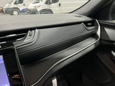 2026 Jeep Grand Cherokee GRAND CHEROKEE LAREDO X 4X4