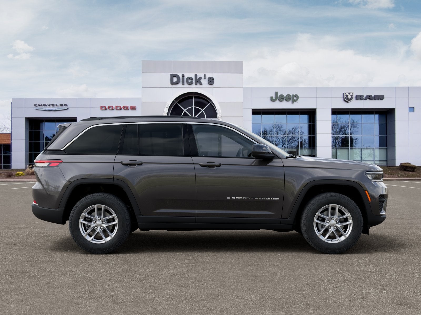2026 Jeep Grand Cherokee GRAND CHEROKEE LAREDO X 4X4