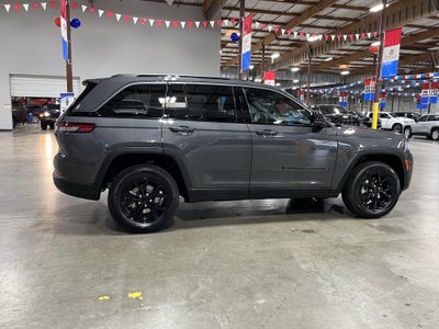 2026 Jeep Grand Cherokee GRAND CHEROKEE ALTITUDE 4X4