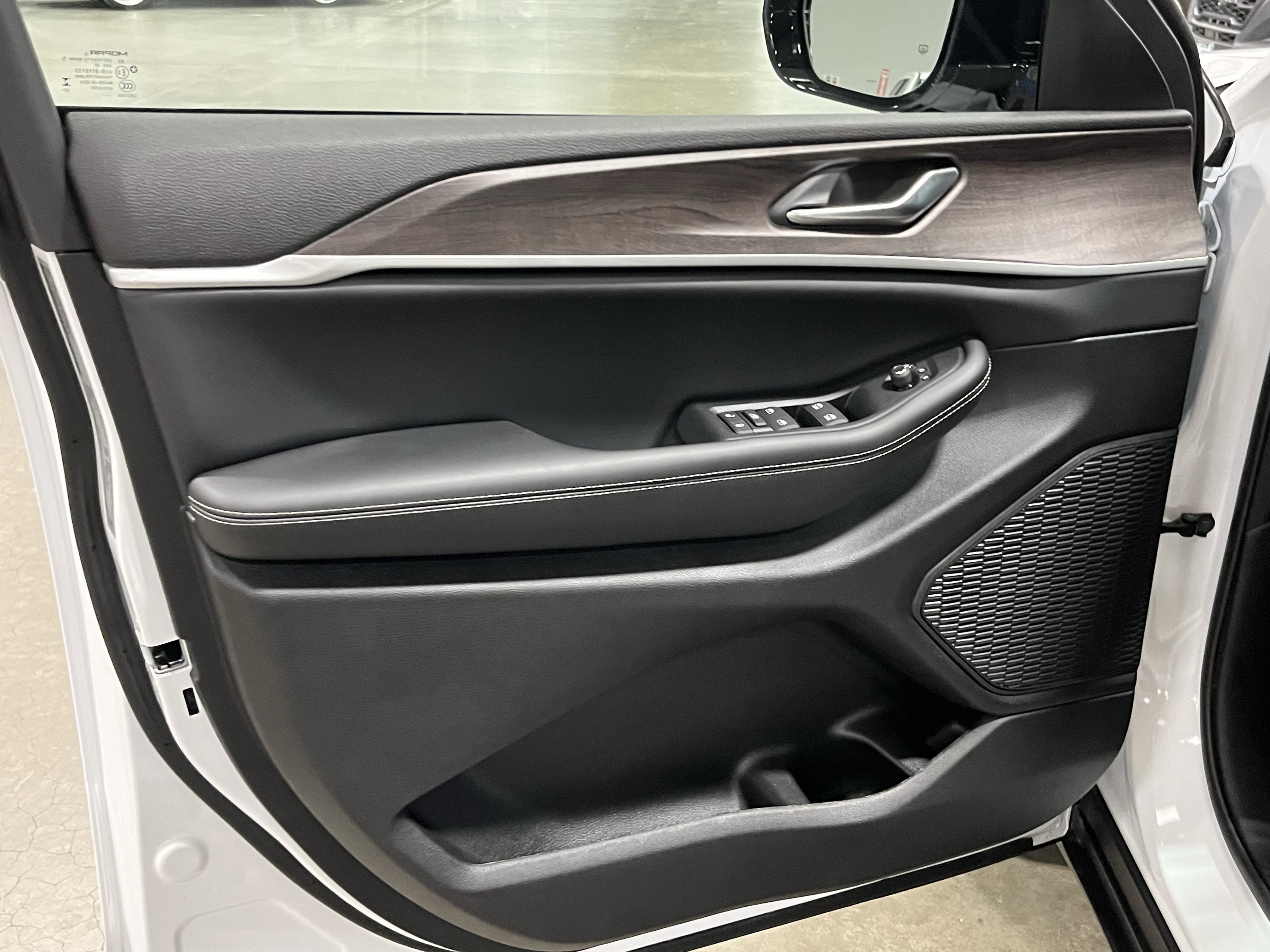 2026 Jeep Grand Cherokee GRAND CHEROKEE ALTITUDE 4X4