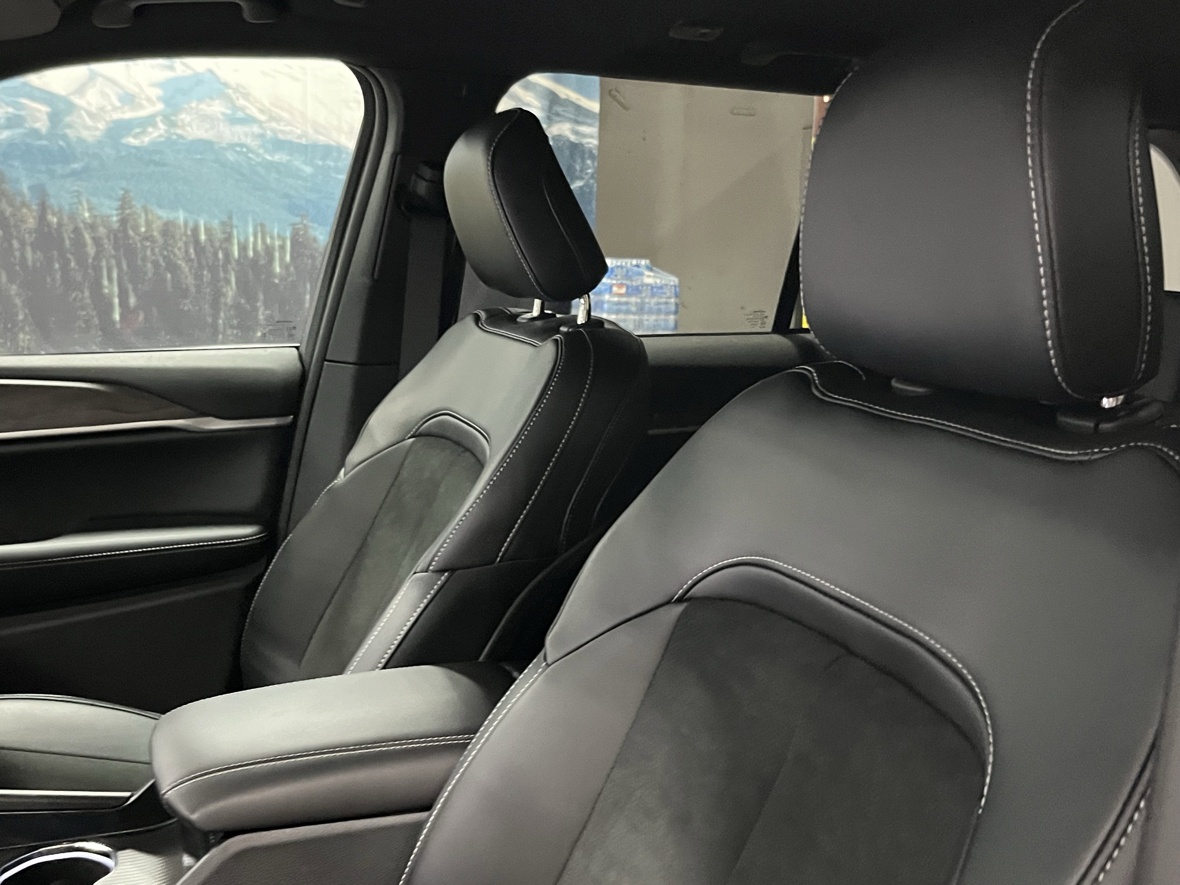 2026 Jeep Grand Cherokee GRAND CHEROKEE ALTITUDE 4X4