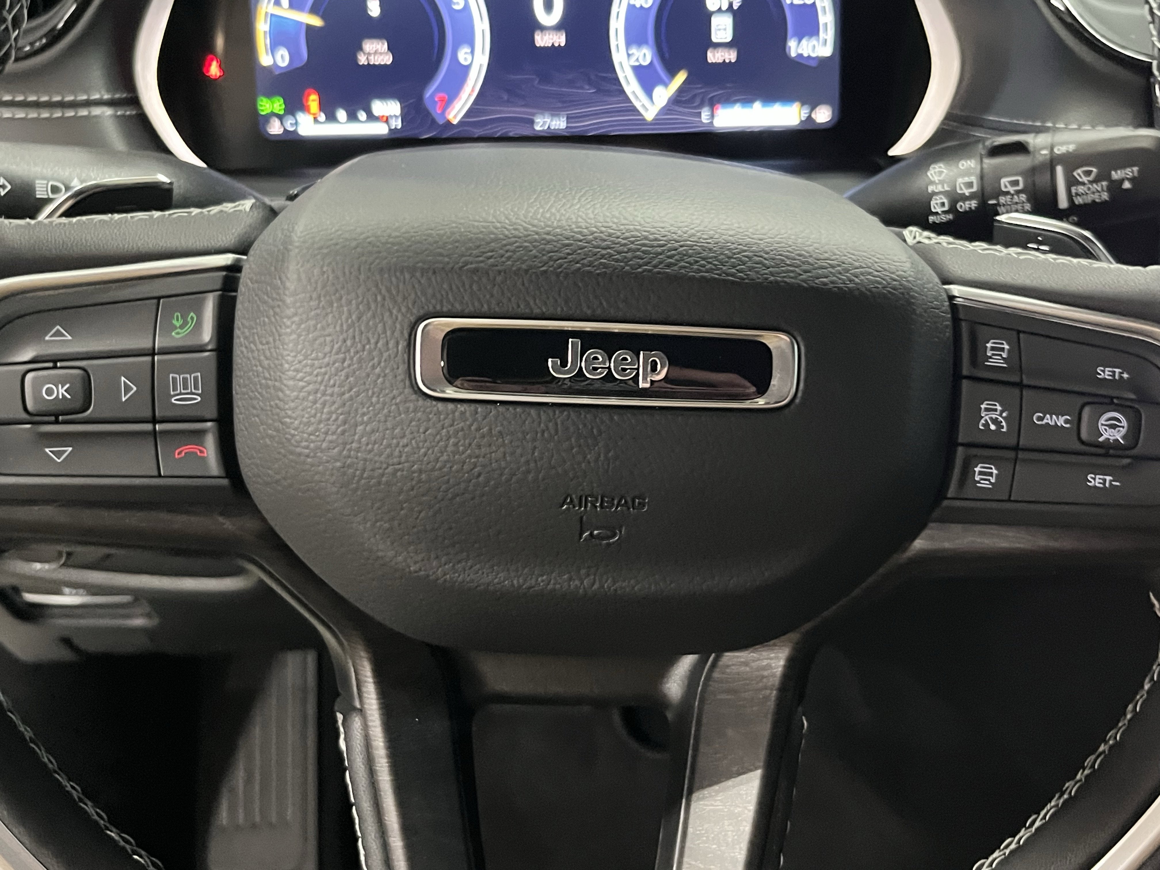 2026 Jeep Grand Cherokee GRAND CHEROKEE ALTITUDE 4X4