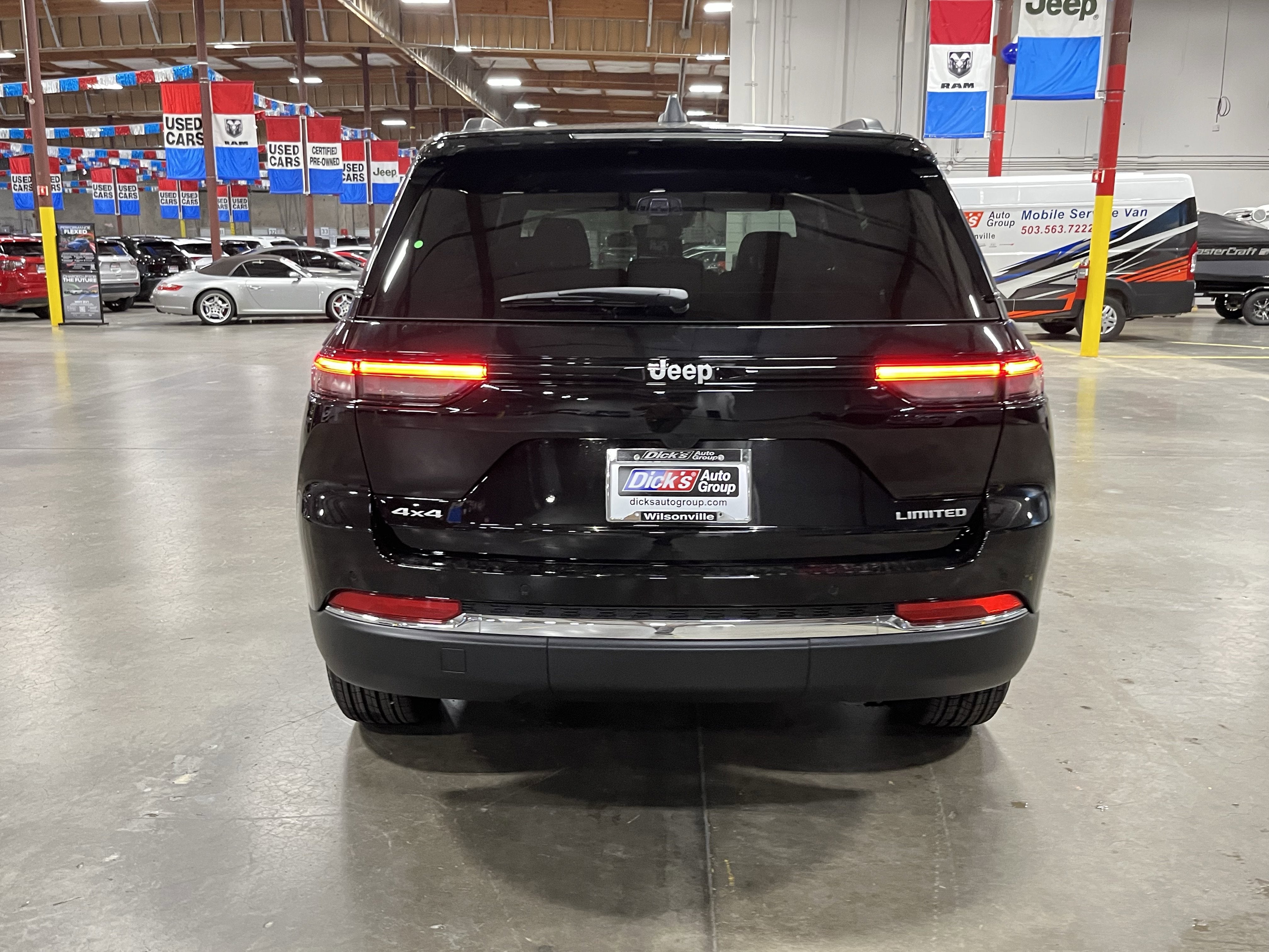 2025 Jeep Grand Cherokee GRAND CHEROKEE LIMITED 4X4