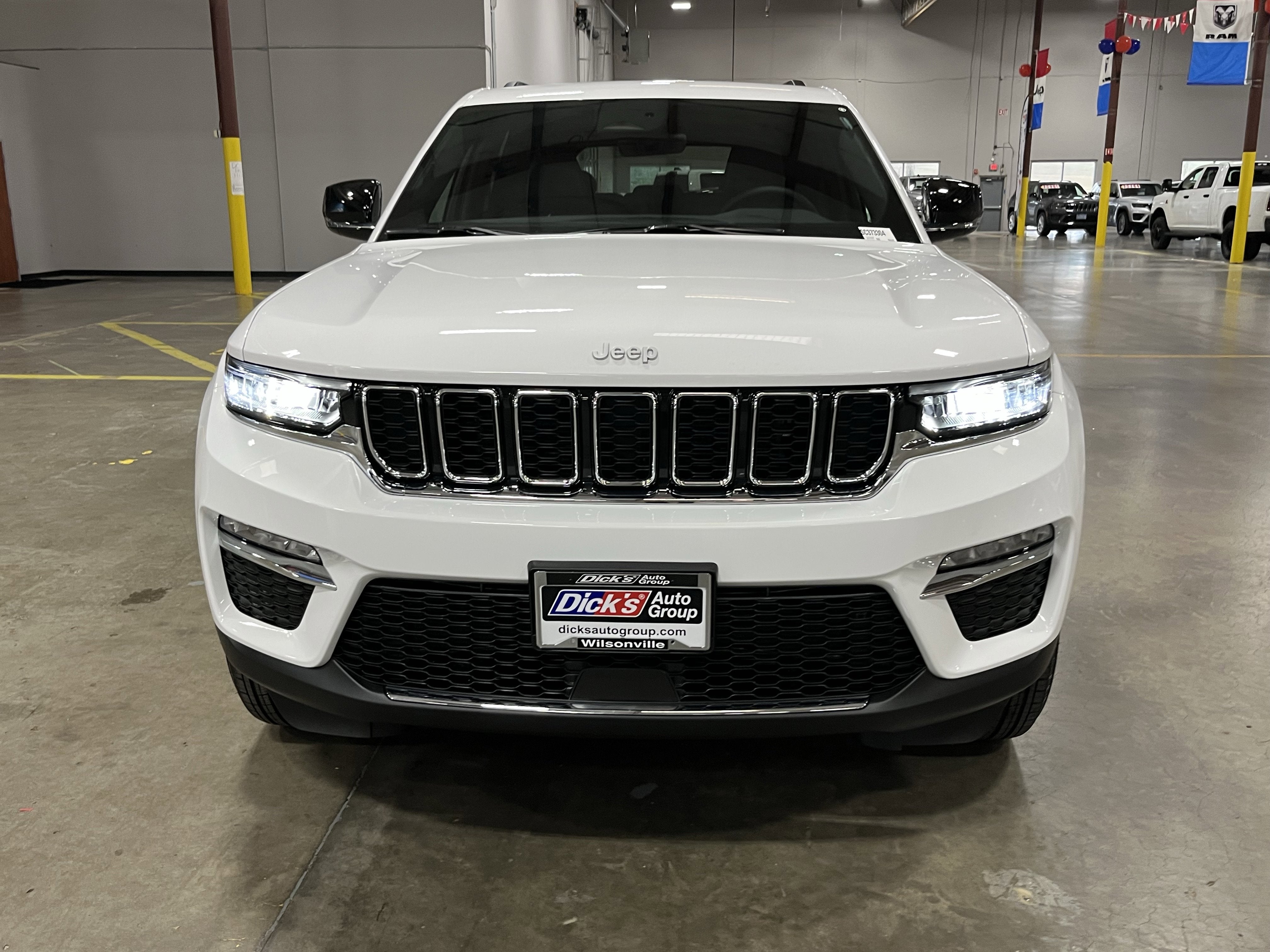 2025 Jeep Grand Cherokee GRAND CHEROKEE LIMITED 4X4