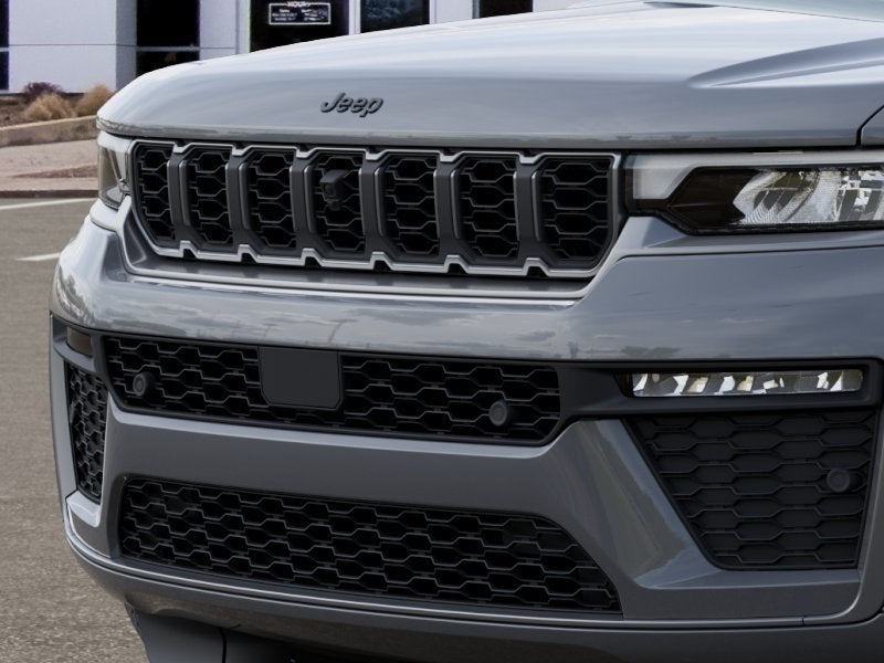 2027 Jeep Grand Cherokee GRAND CHEROKEE LIMITED RESERVE 4X4
