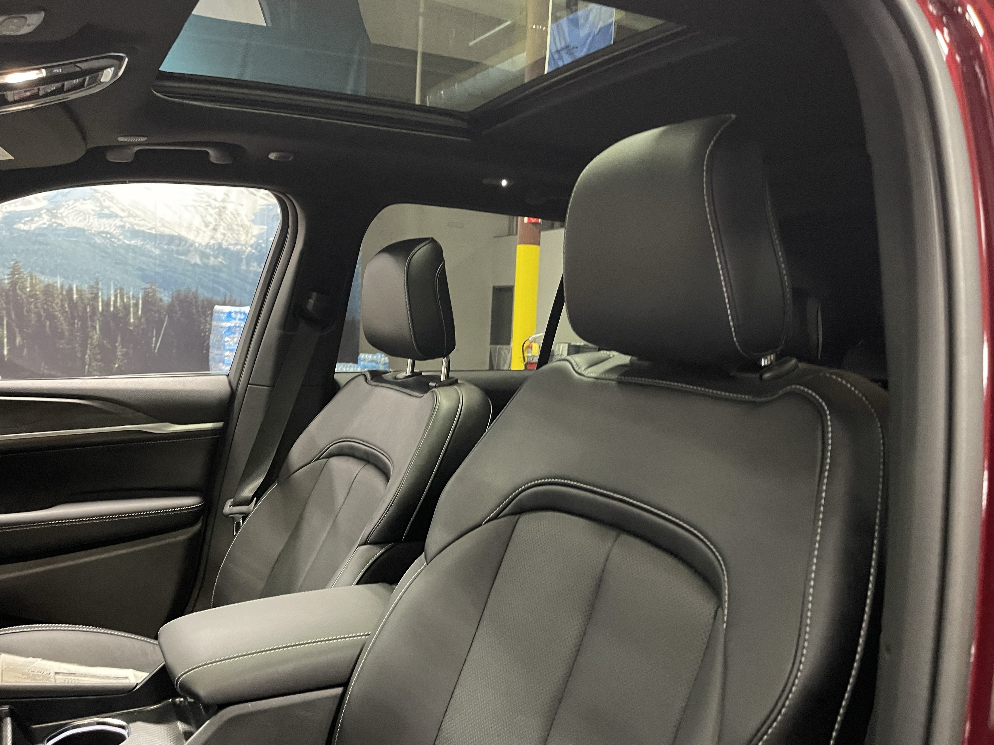 2026 Jeep Grand Cherokee GRAND CHEROKEE LIMITED RESERVE 4X4