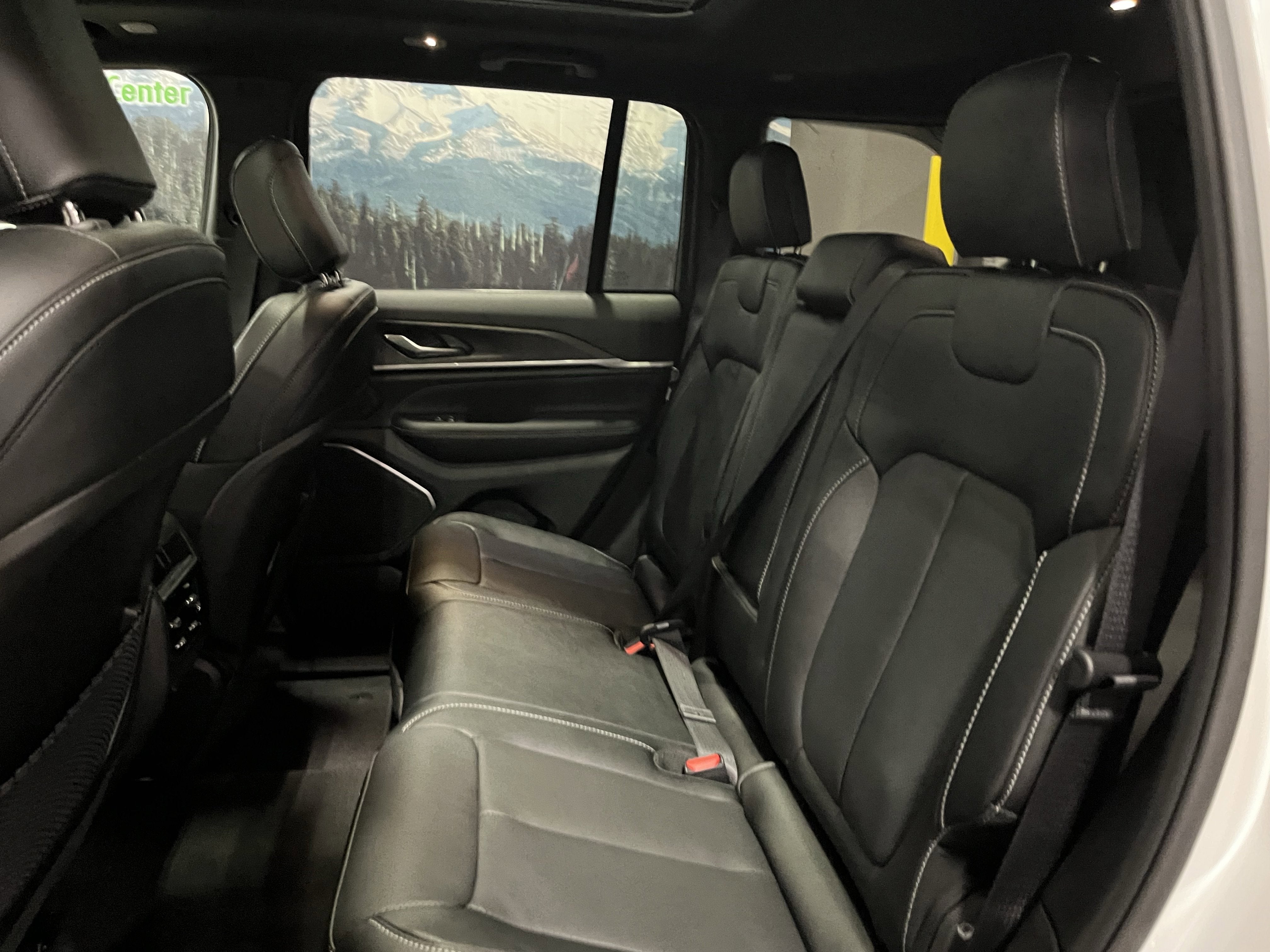 2026 Jeep Grand Cherokee GRAND CHEROKEE LIMITED RESERVE 4X4