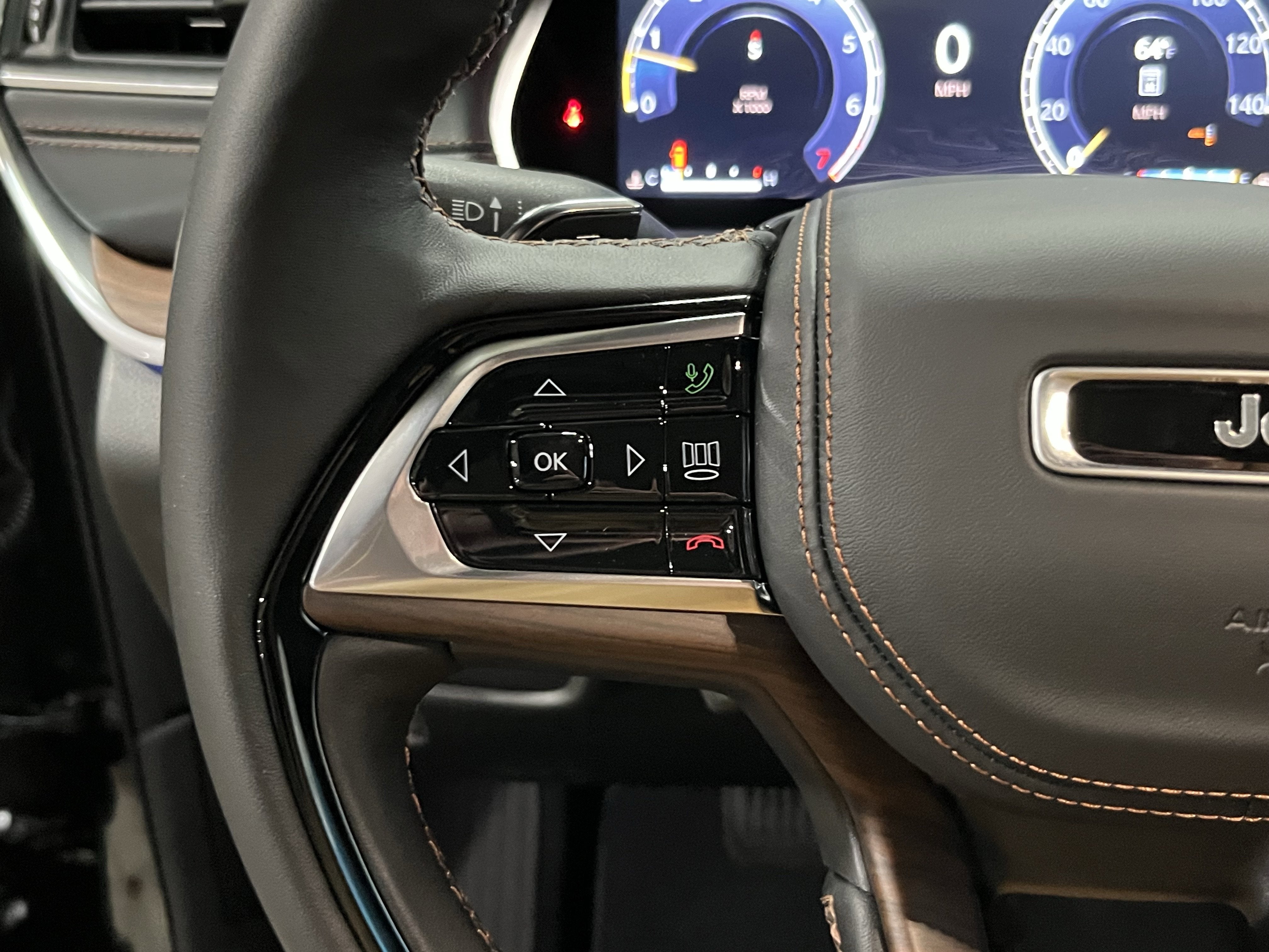 2025 Jeep Grand Cherokee GRAND CHEROKEE SUMMIT 4X4