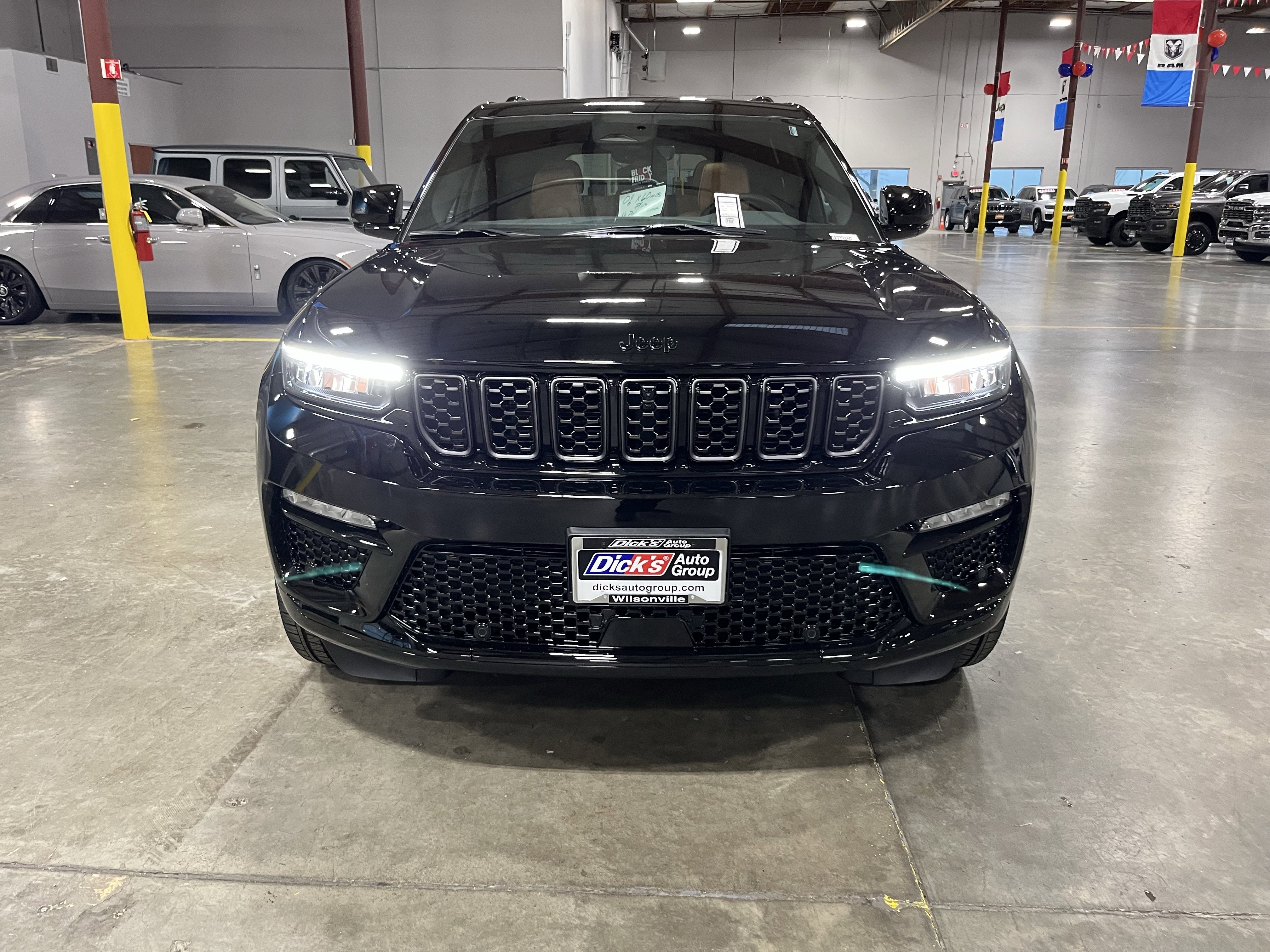 2025 Jeep Grand Cherokee GRAND CHEROKEE SUMMIT 4X4