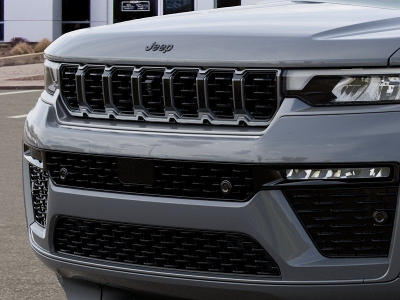 2027 Jeep Grand Cherokee GRAND CHEROKEE SUMMIT 4X4
