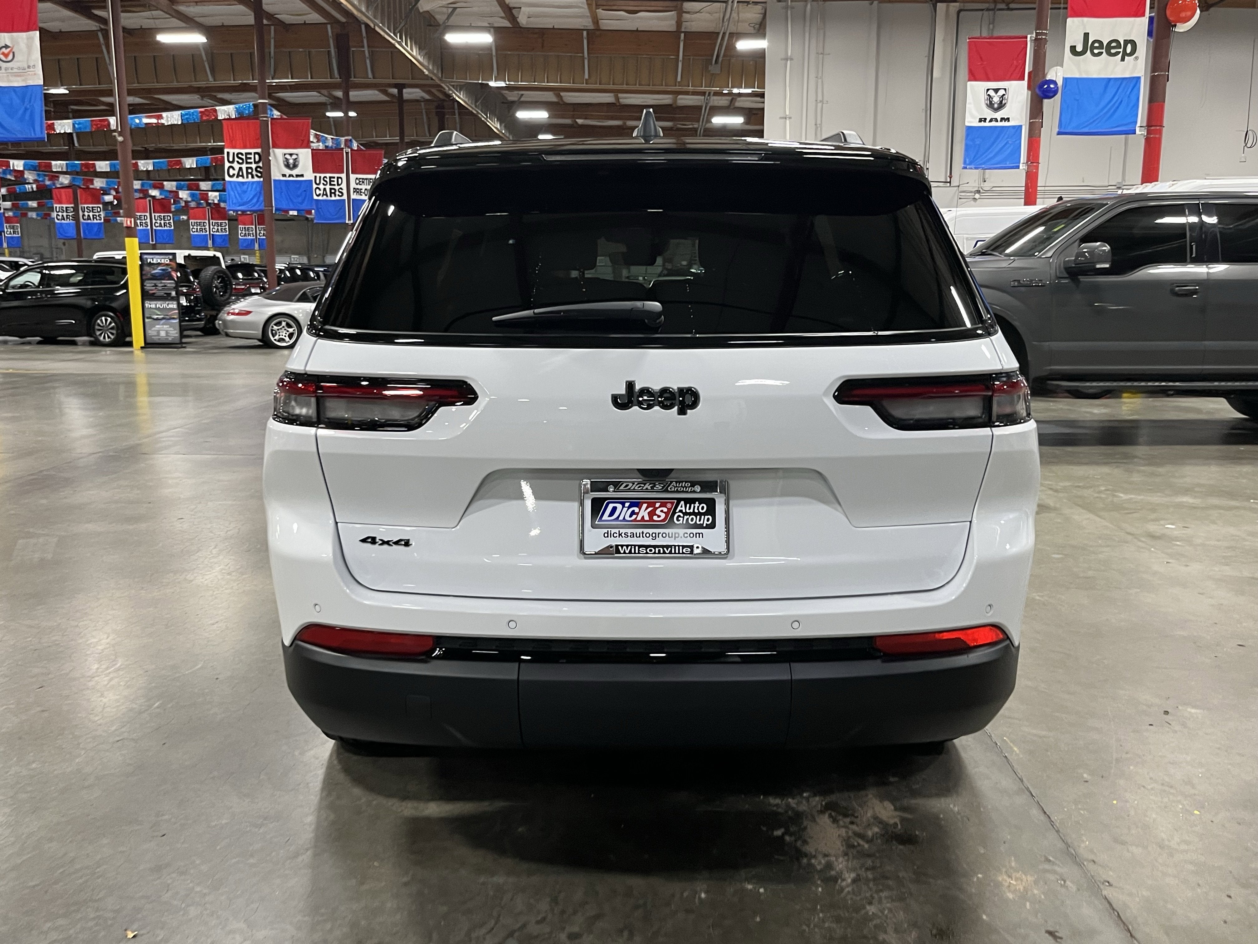 2025 Jeep Grand Cherokee GRAND CHEROKEE L LIMITED 4X4