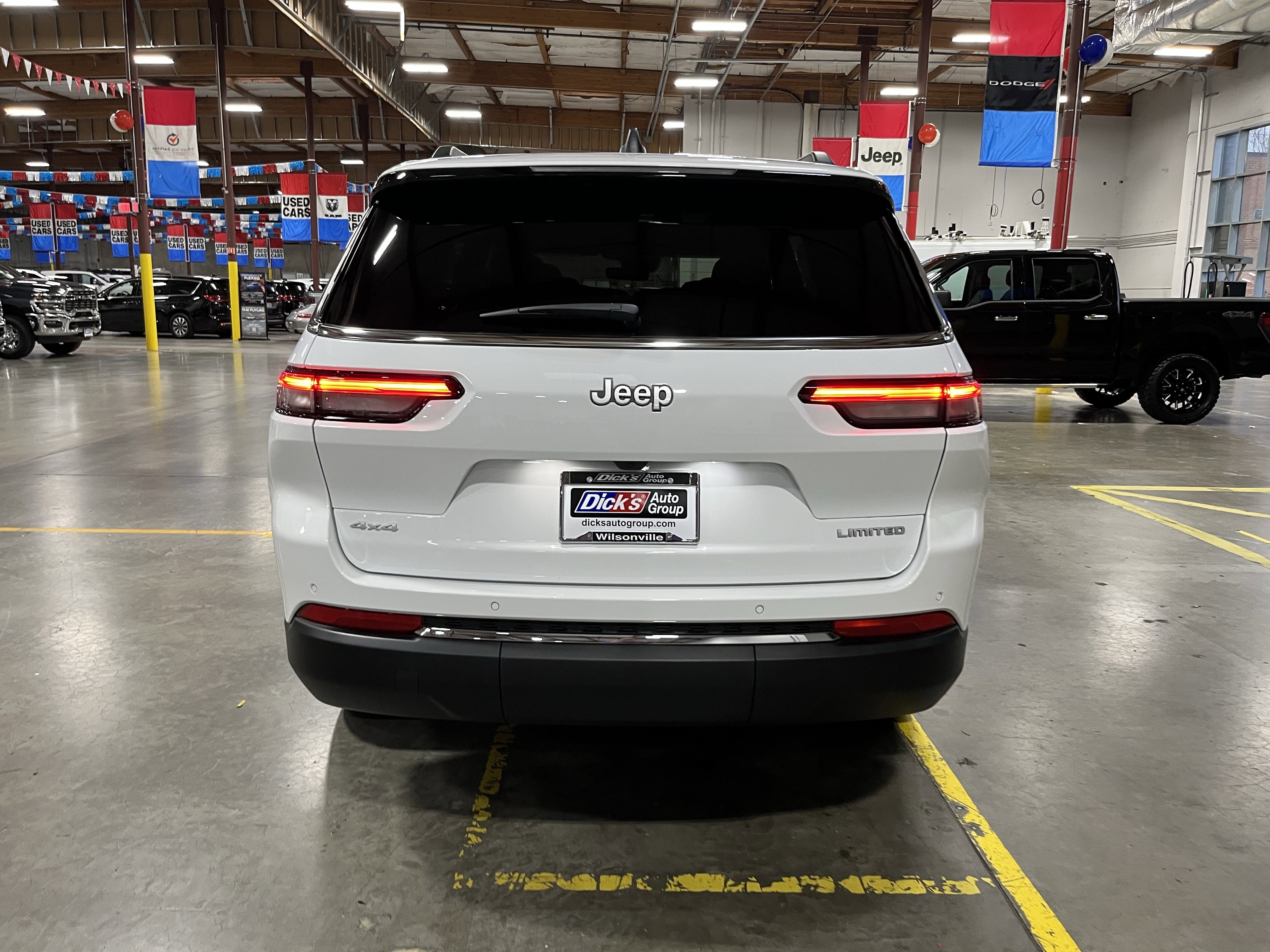 2025 Jeep Grand Cherokee GRAND CHEROKEE L LIMITED 4X4