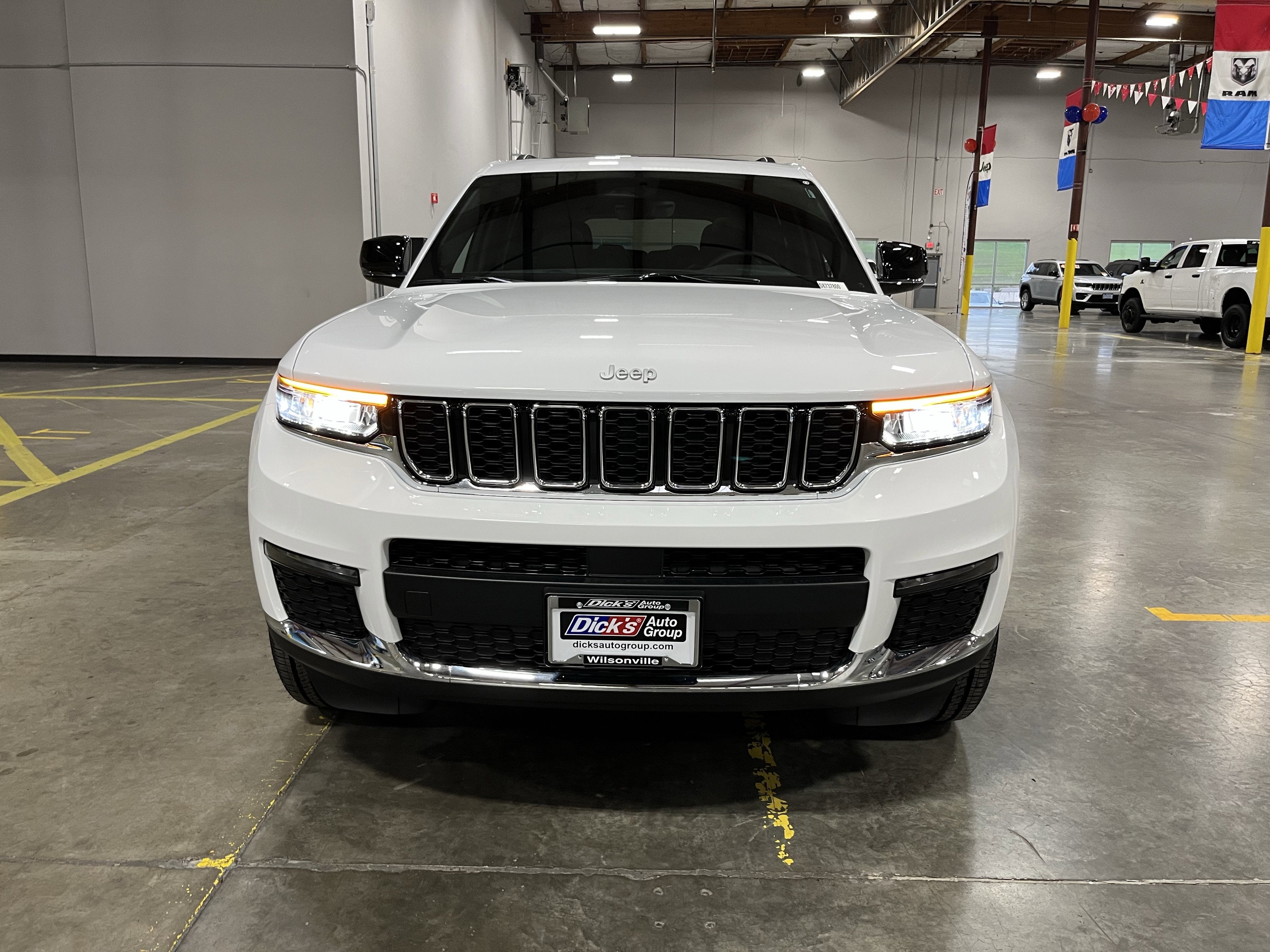 2025 Jeep Grand Cherokee GRAND CHEROKEE L LIMITED 4X4