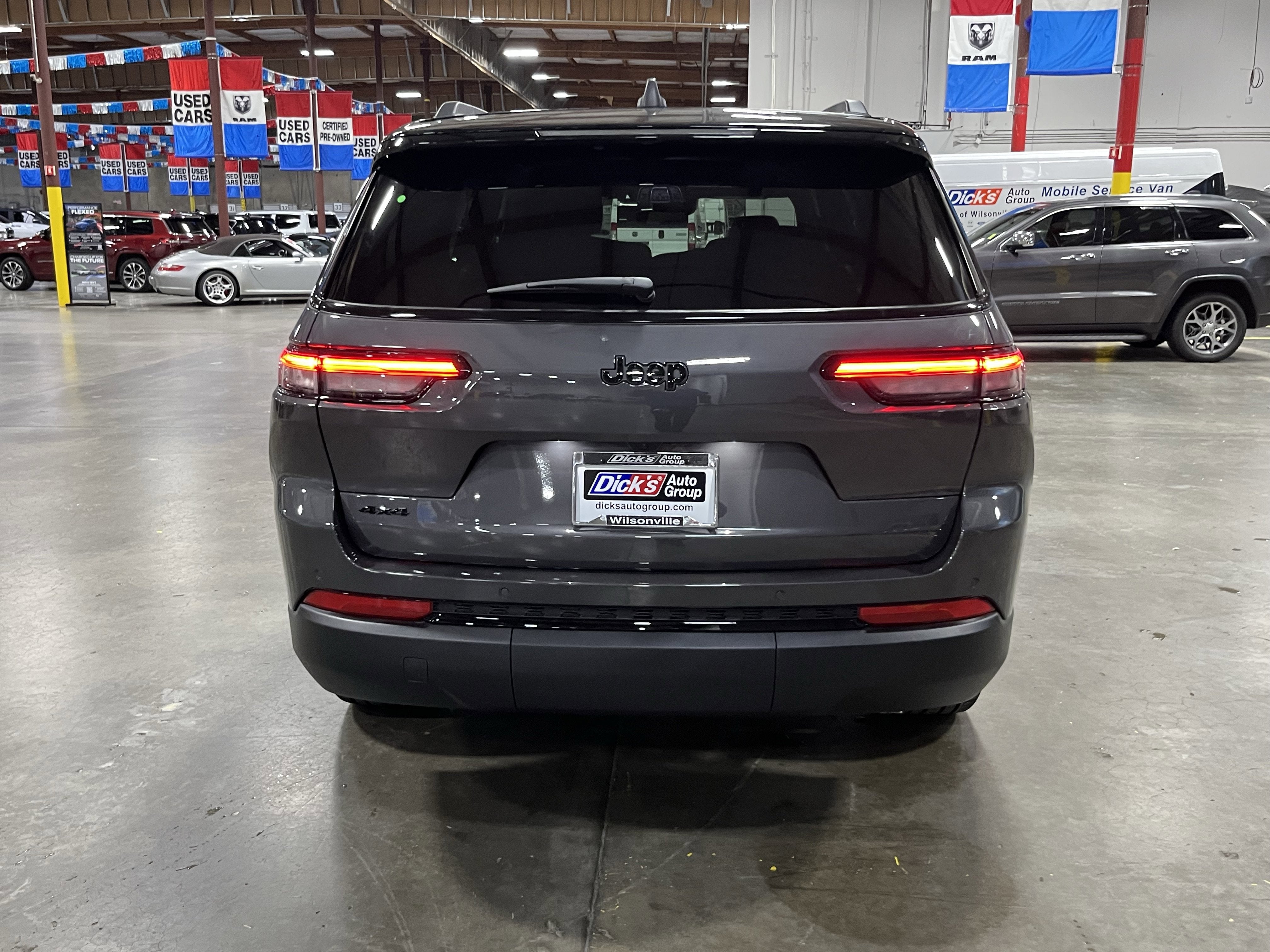 2025 Jeep Grand Cherokee GRAND CHEROKEE L LIMITED 4X4