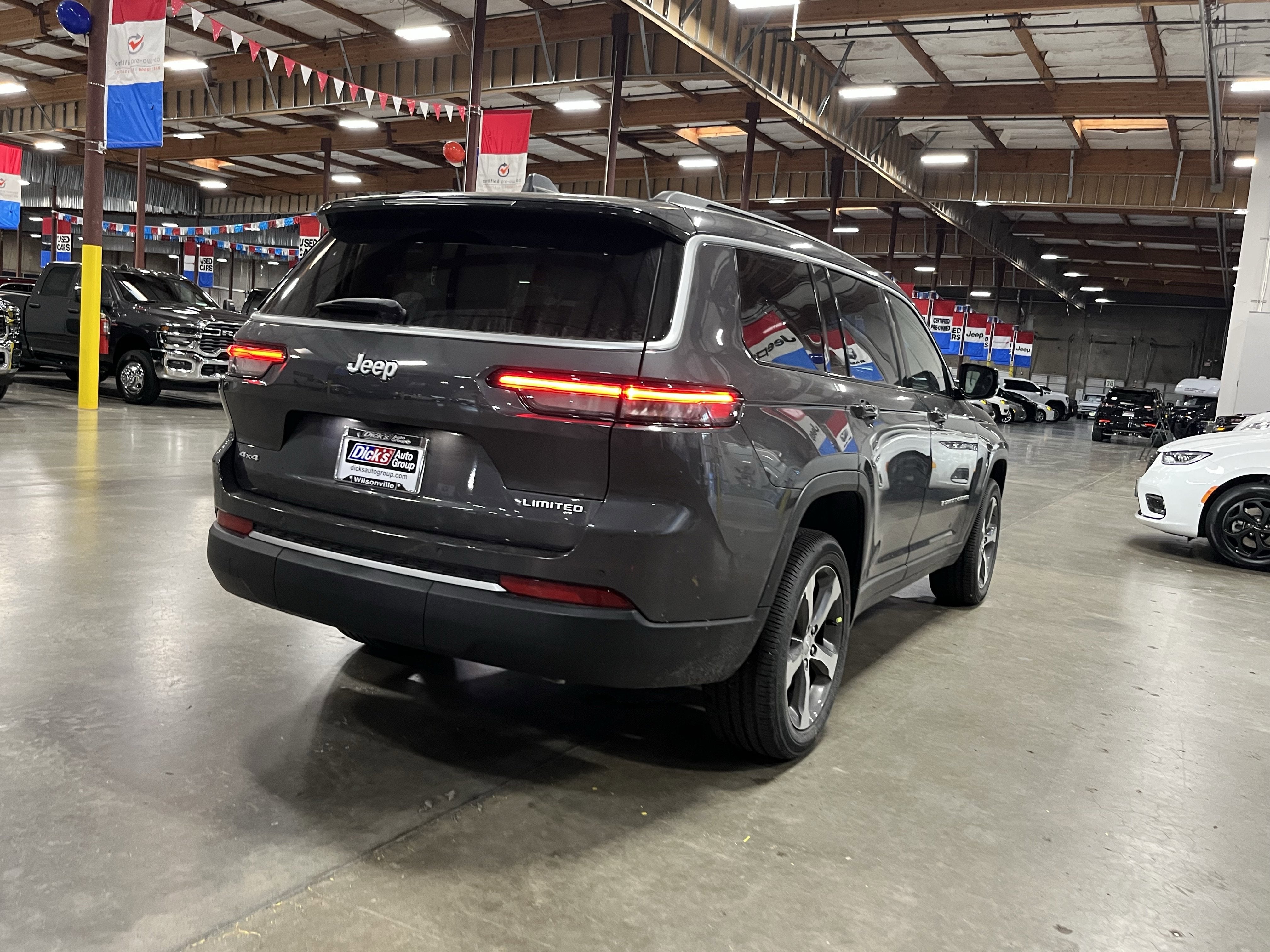 2026 Jeep Grand Cherokee GRAND CHEROKEE L LIMITED 4X4