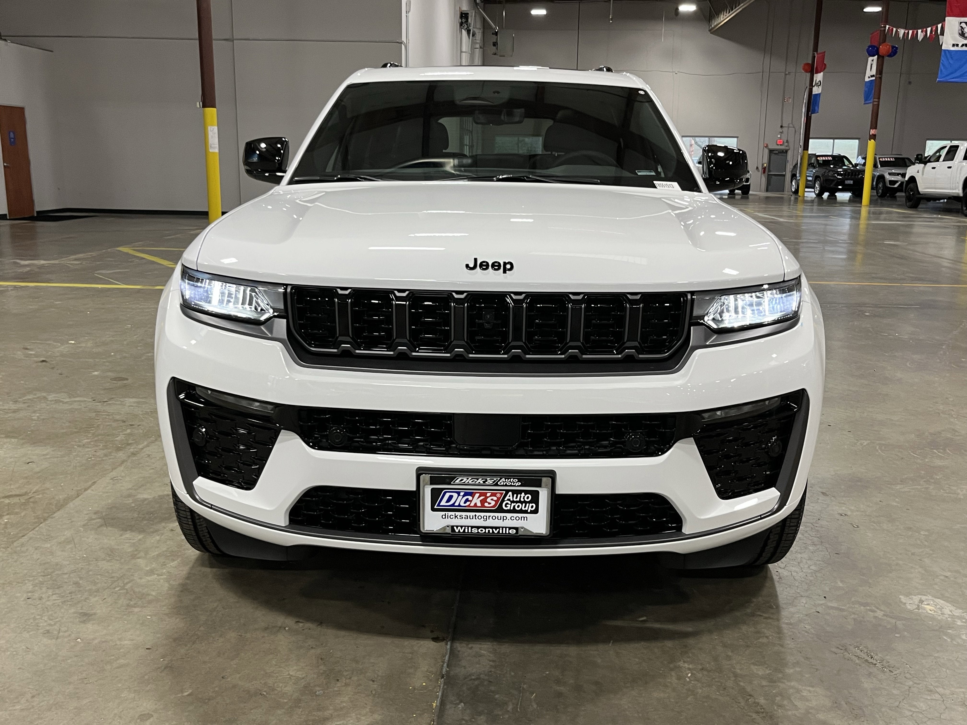 2026 Jeep Grand Cherokee GRAND CHEROKEE L LIMITED RESERVE 4X4