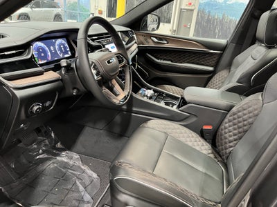 2025 Jeep Grand Cherokee GRAND CHEROKEE L SUMMIT 4X4