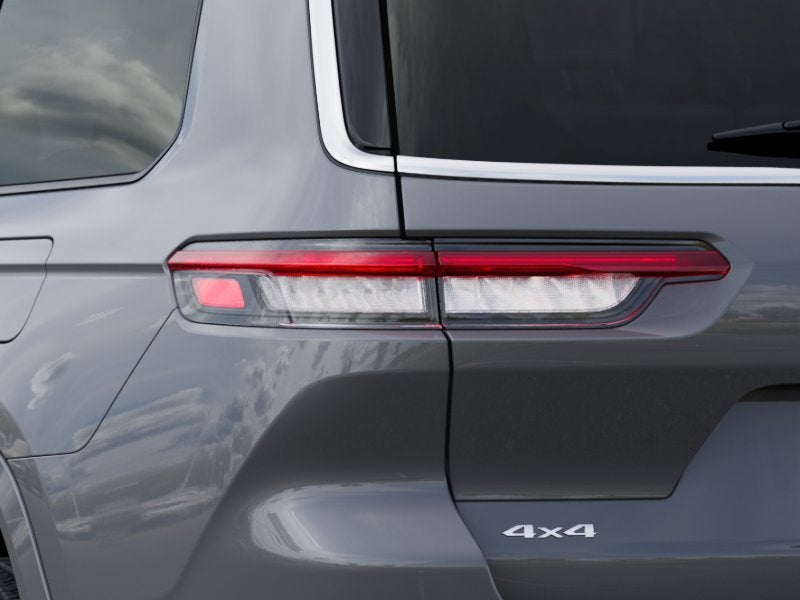 2027 Jeep Grand Cherokee GRAND CHEROKEE L SUMMIT 4X4