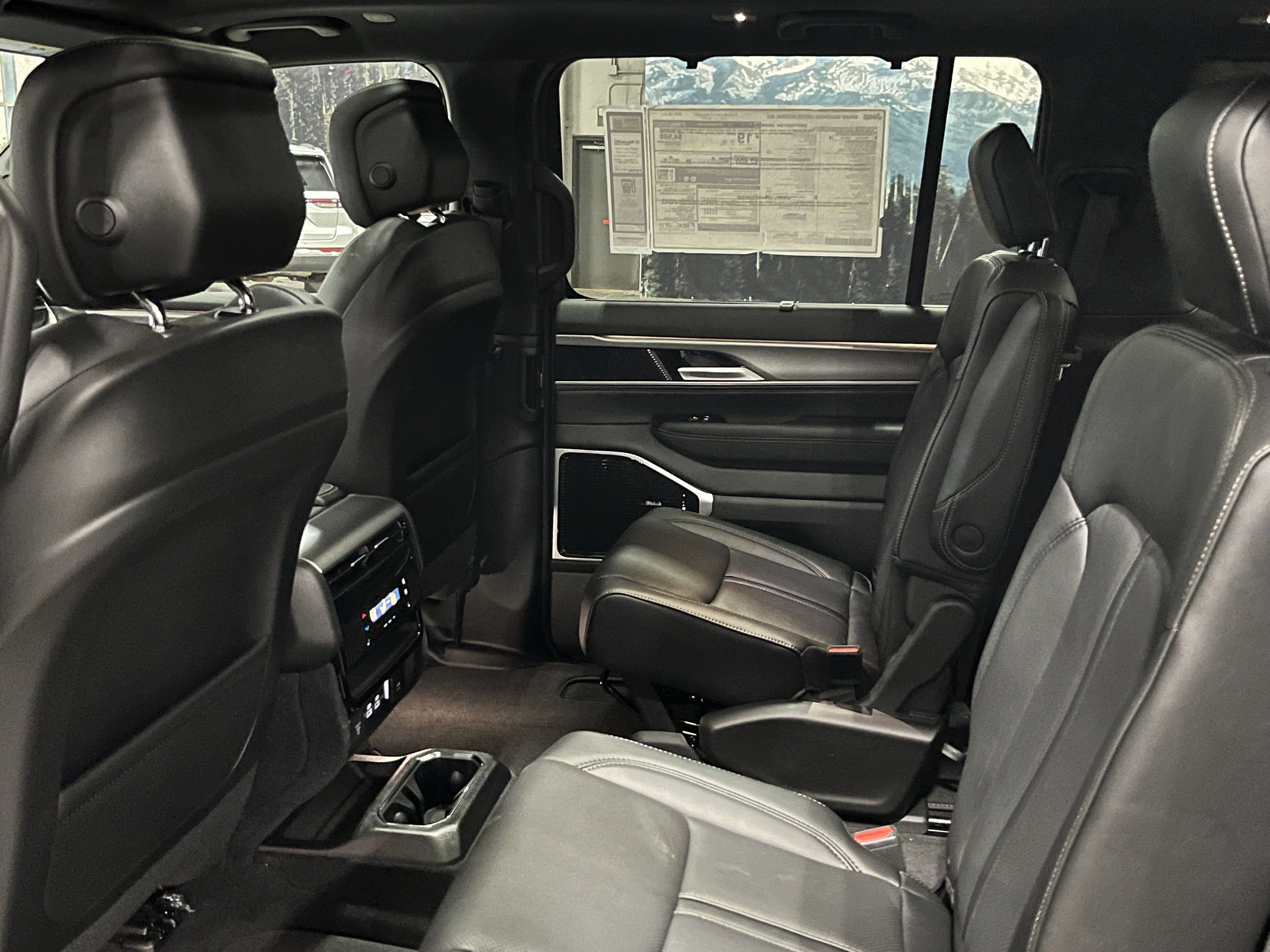 2026 Jeep Grand Wagoneer GRAND WAGONEER LIMITED RESERVE 4X4