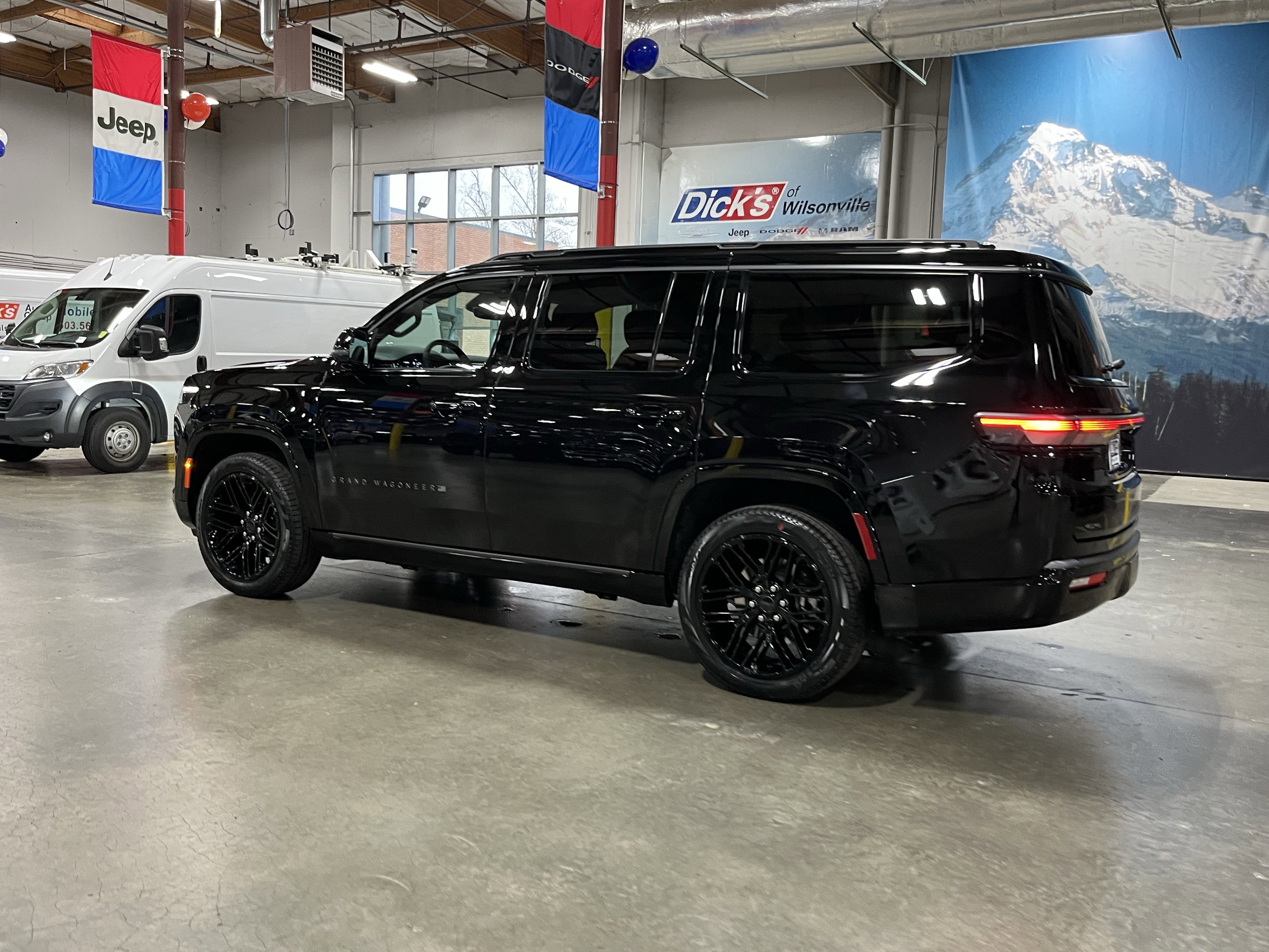 2026 Jeep Grand Wagoneer GRAND WAGONEER LIMITED RESERVE 4X4