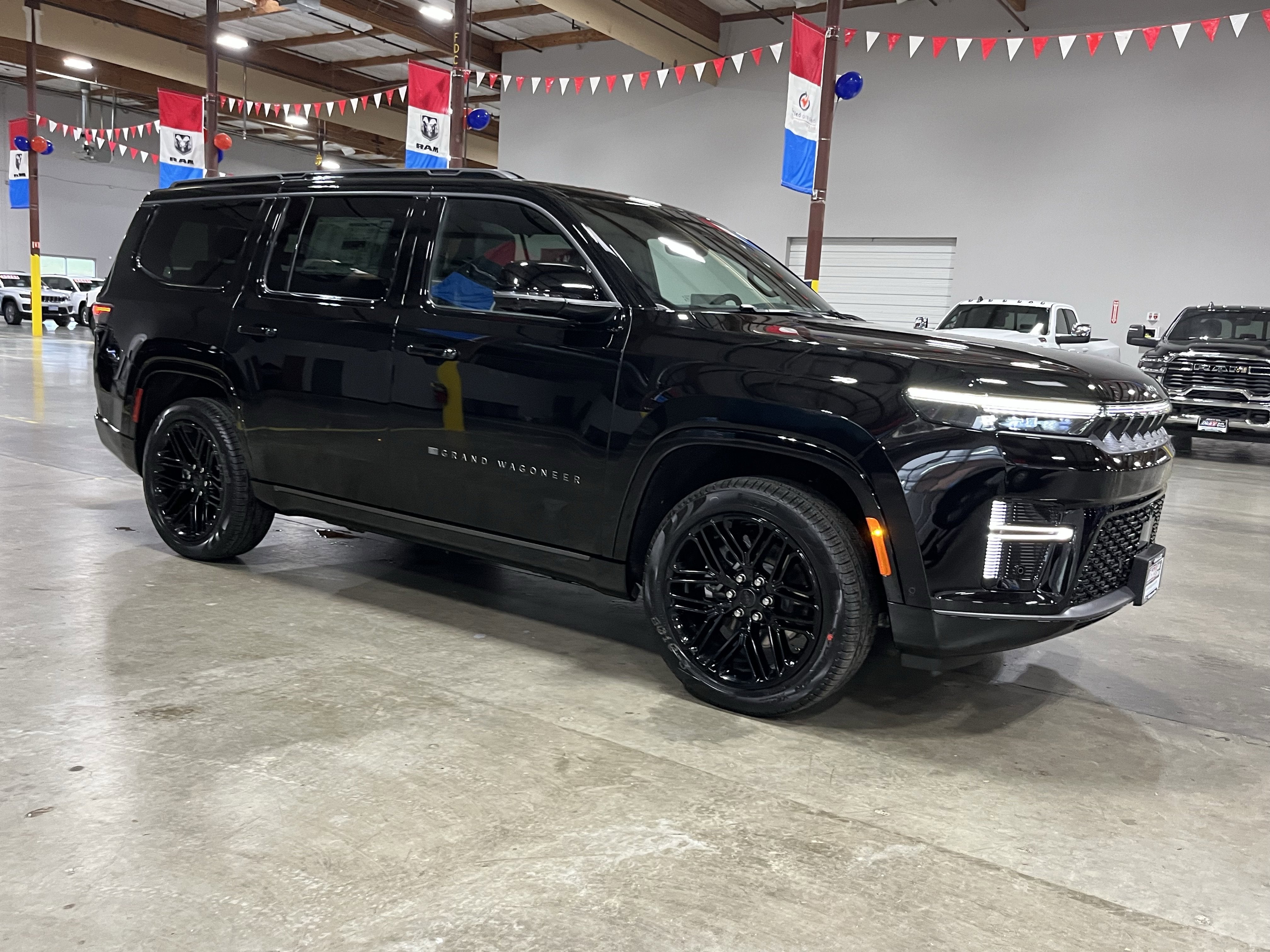 2026 Jeep Grand Wagoneer GRAND WAGONEER LIMITED RESERVE 4X4