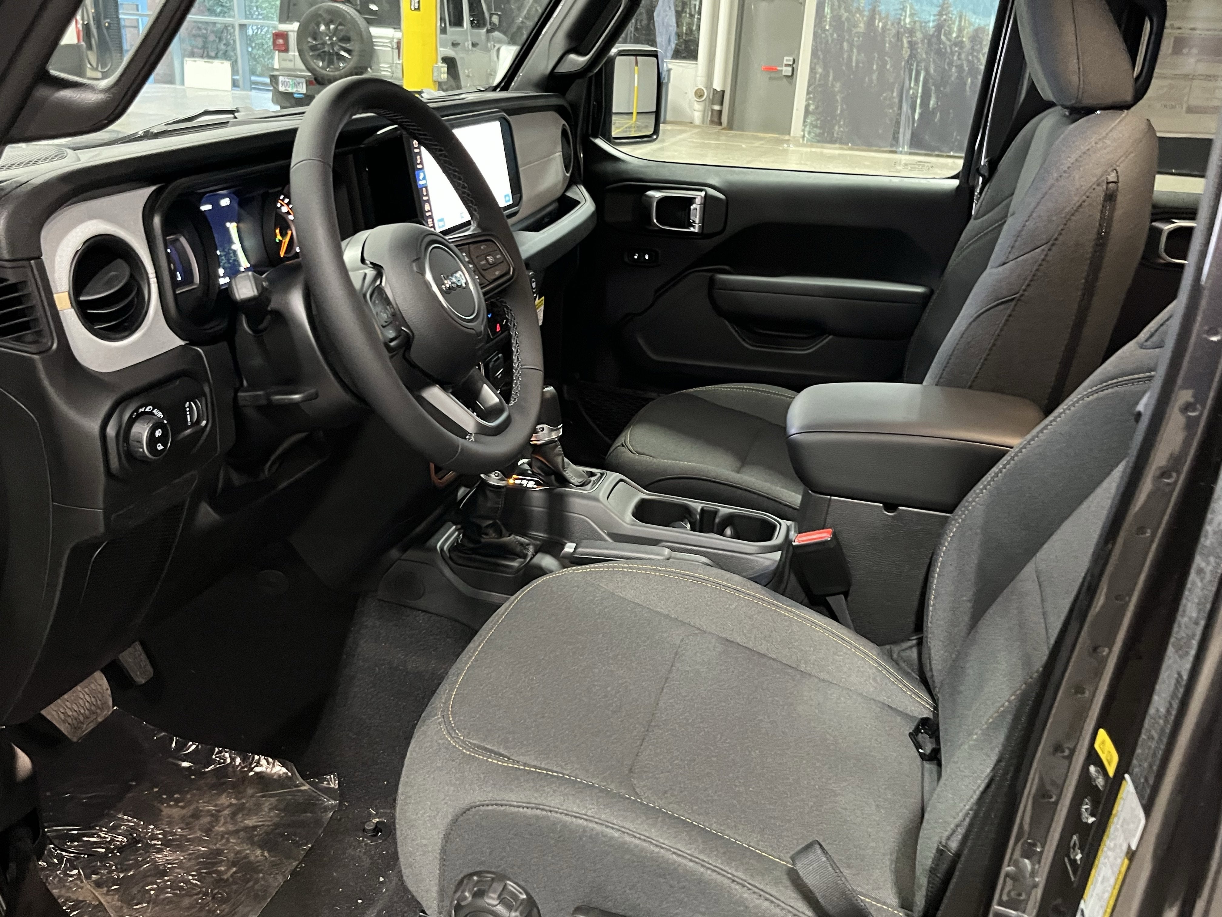 2025 Jeep Gladiator GLADIATOR SPORT S 4X4