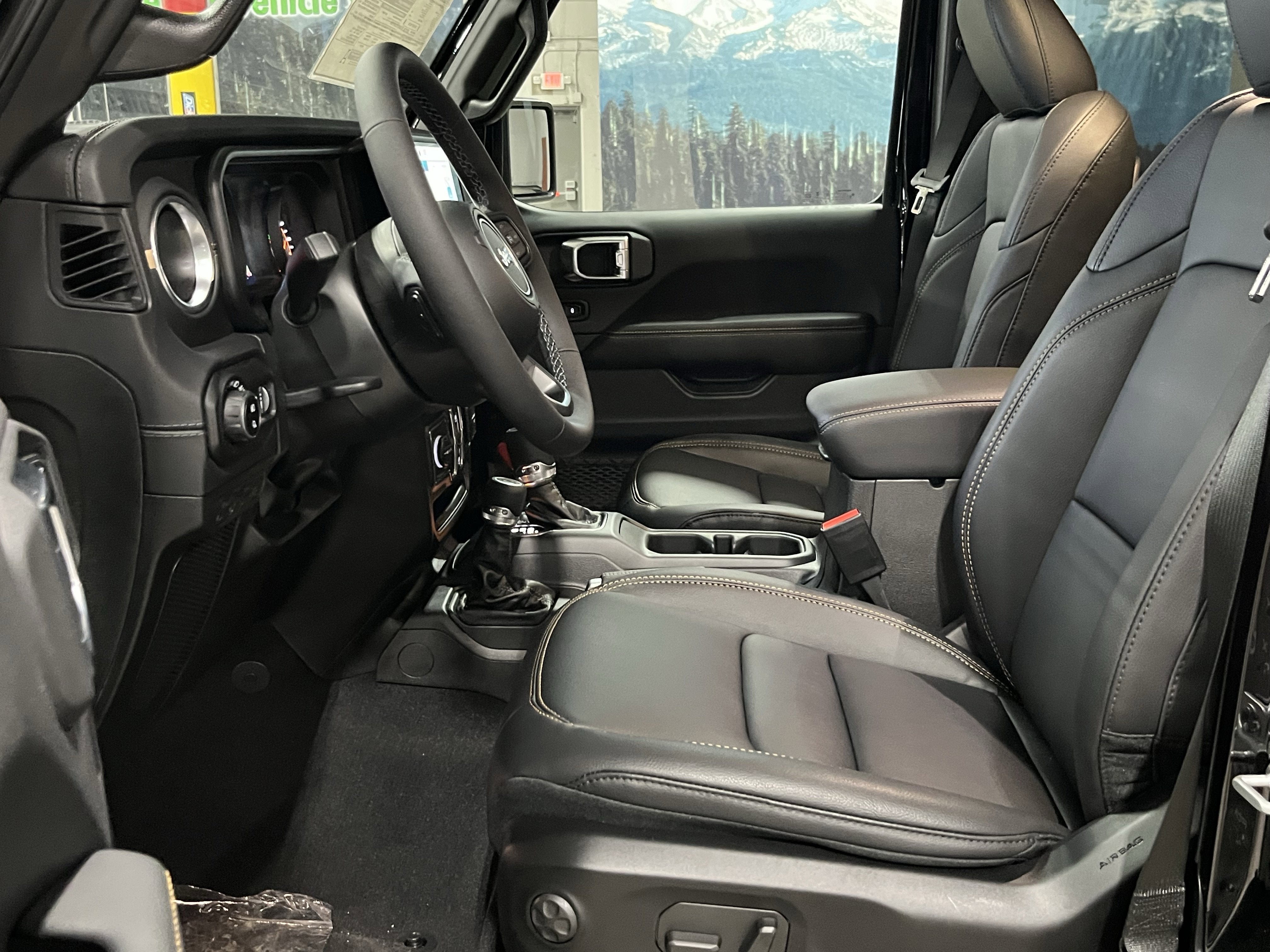 2026 Jeep Gladiator Sport photo 2