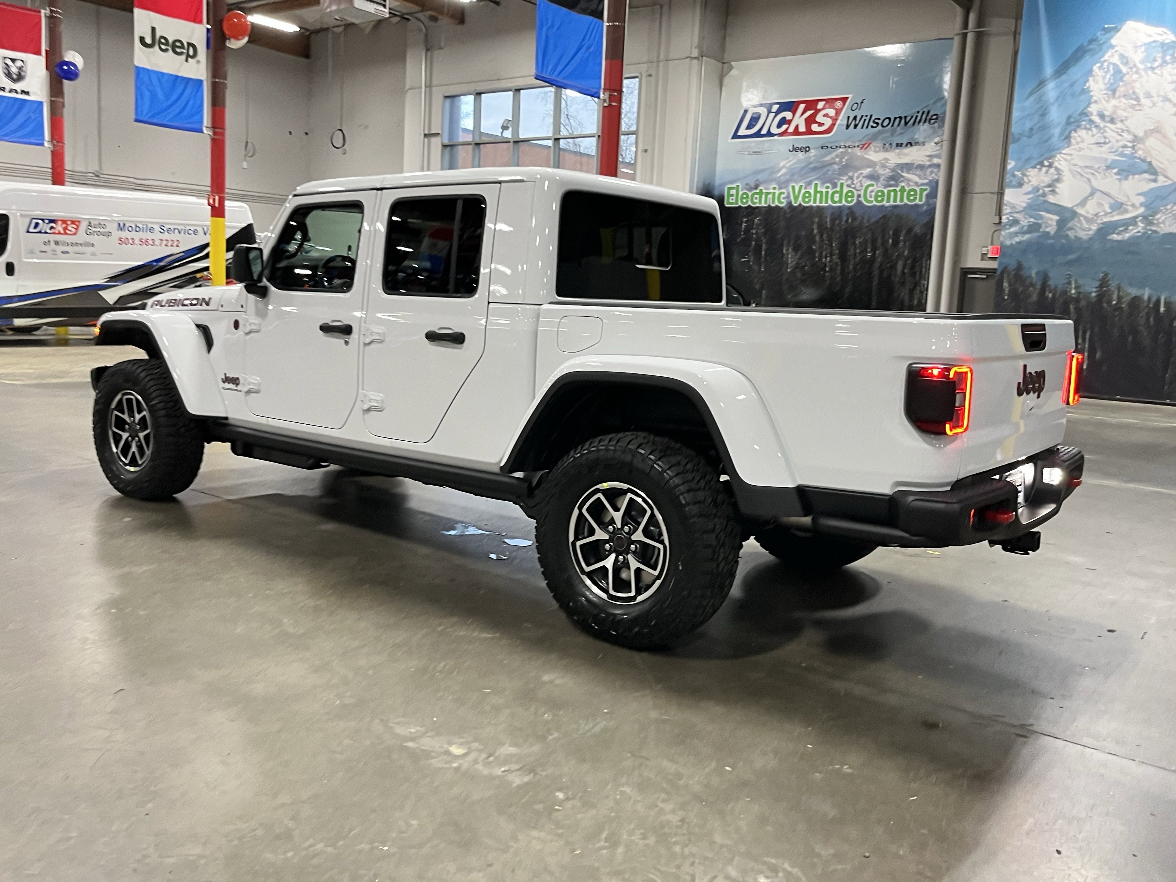 2026 Jeep Gladiator GLADIATOR RUBICON X 4X4
