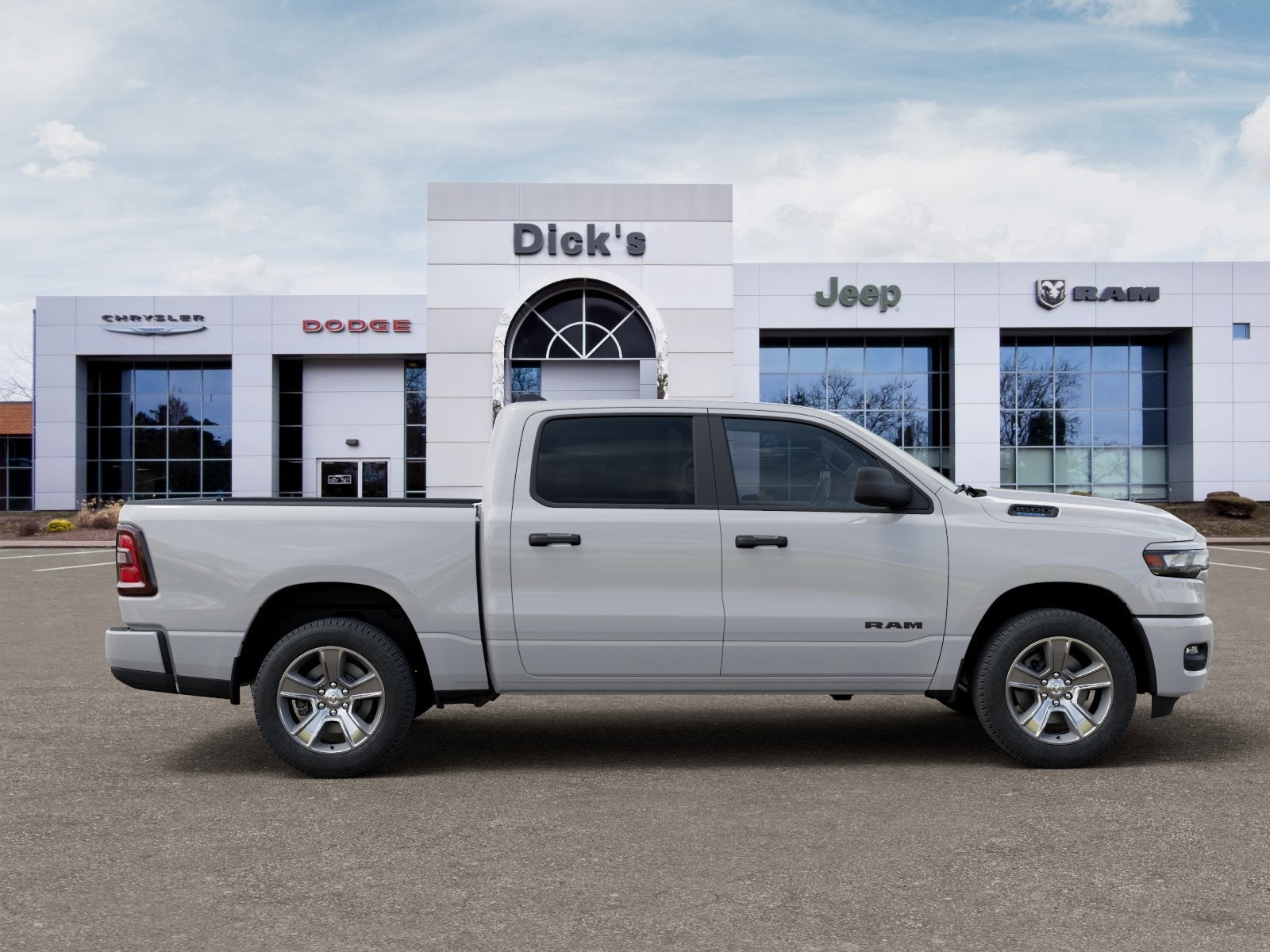 2026 RAM Ram 1500 RAM 1500 EXPRESS CREW CAB 4X4 5'7' BOX