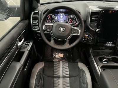 2025 RAM Ram 1500 RAM 1500 BIG HORN CREW CAB 4X4 5'7' BOX