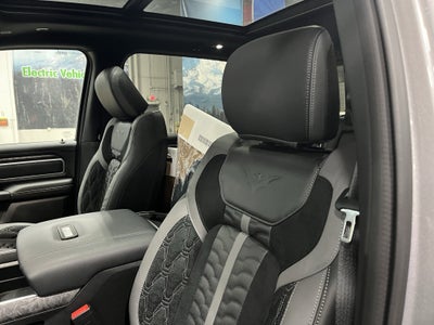 2025 RAM Ram 1500 RAM 1500 BIG HORN CREW CAB 4X4 5'7' BOX