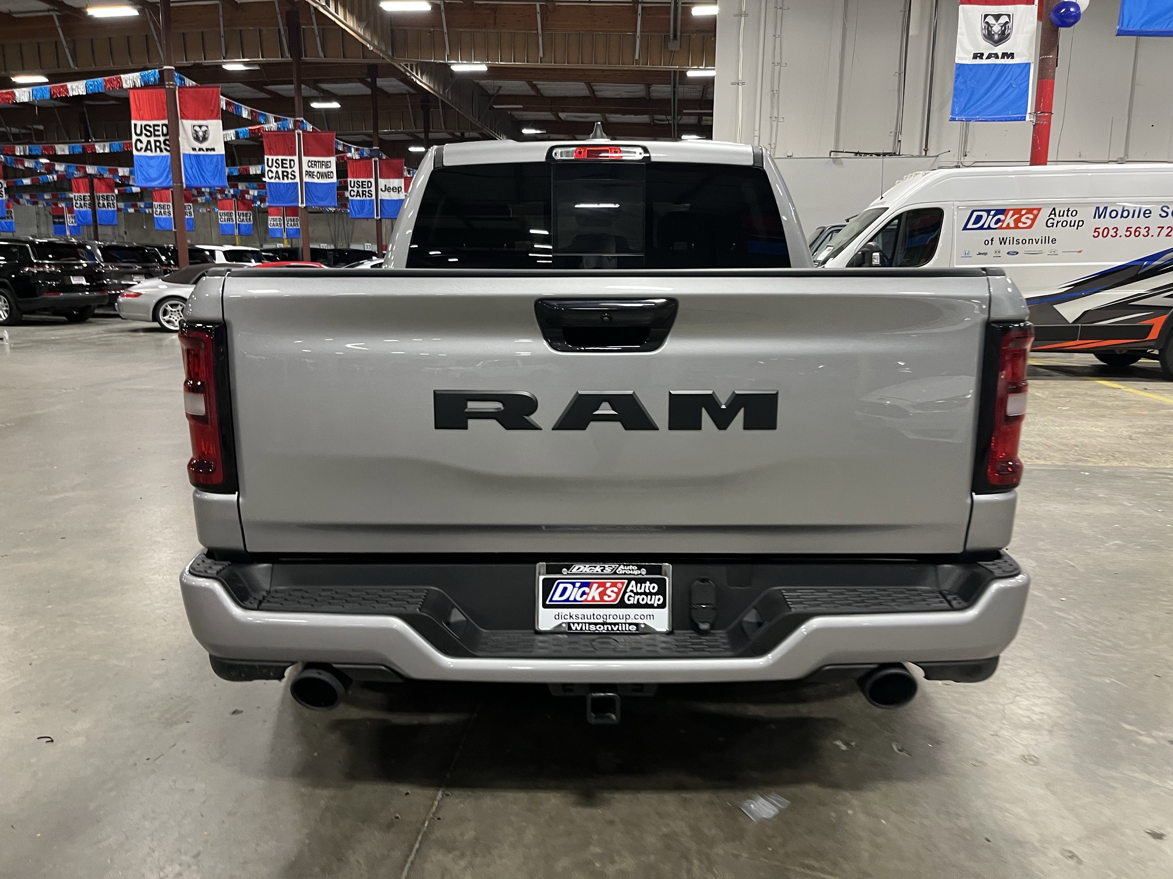 2025 RAM Ram 1500 RAM 1500 BIG HORN CREW CAB 4X4 5'7' BOX