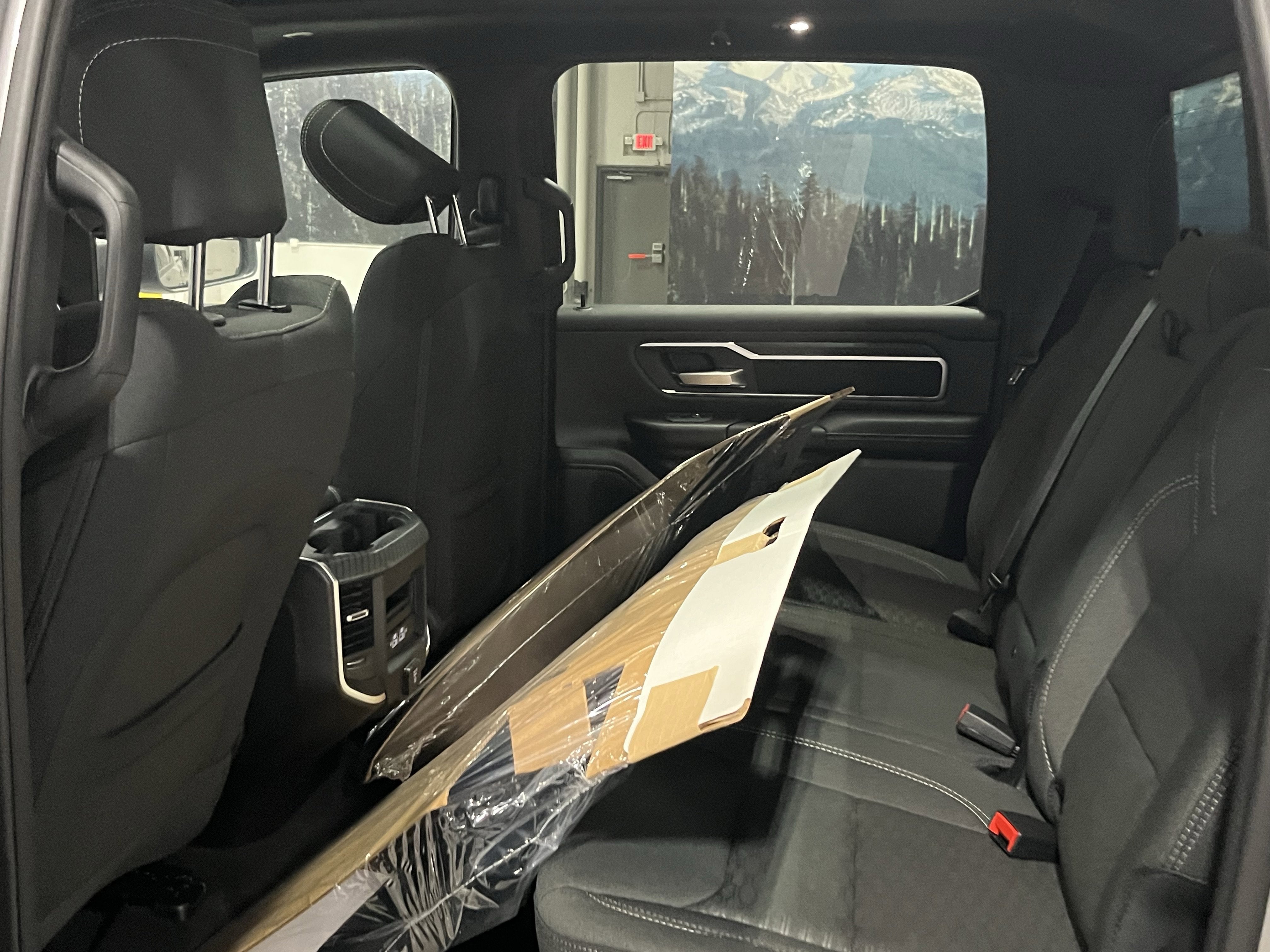 2025 RAM Ram 1500 RAM 1500 BIG HORN CREW CAB 4X4 5'7' BOX