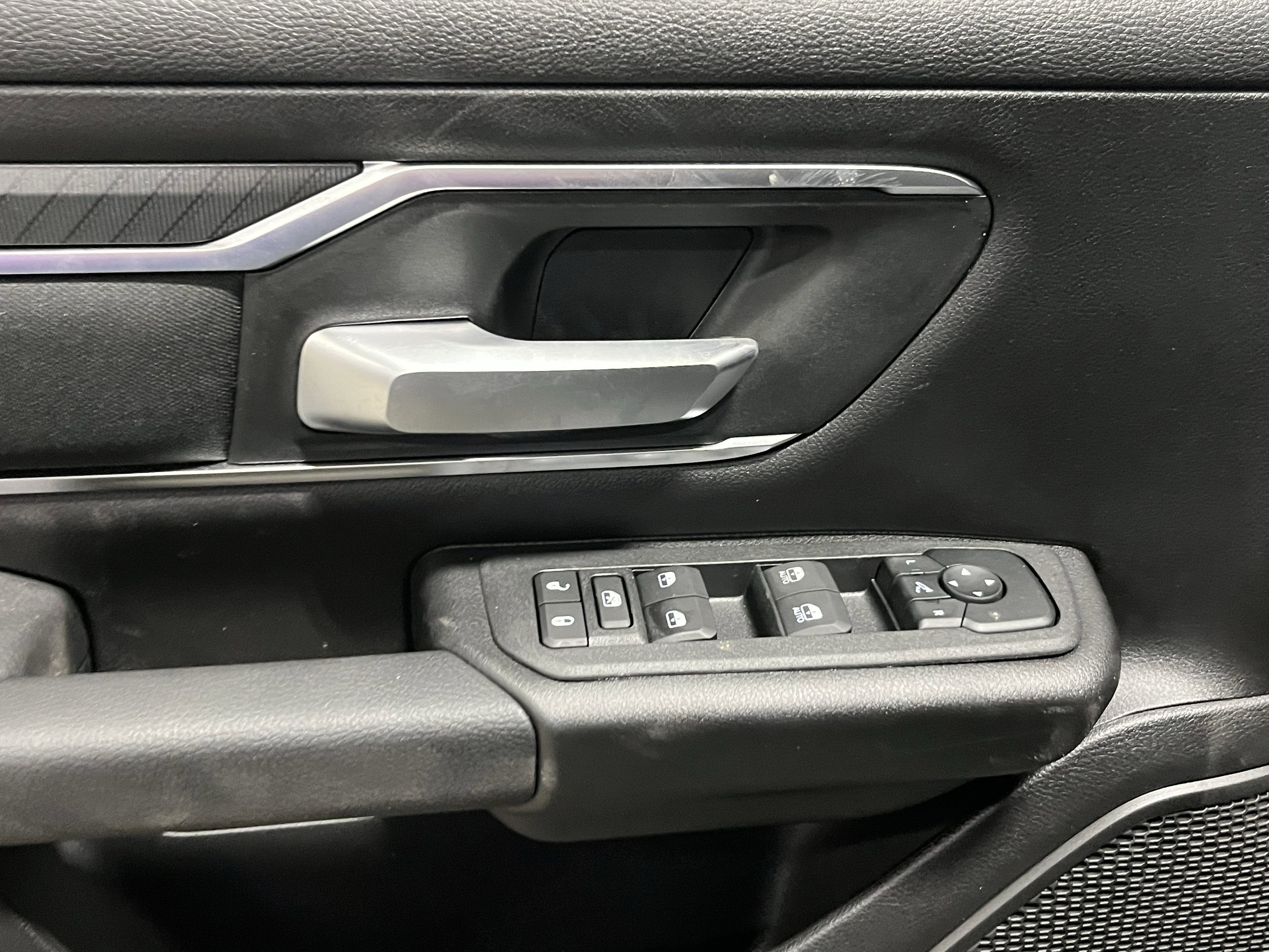 2025 RAM Ram 1500 RAM 1500 BIG HORN CREW CAB 4X4 5'7' BOX