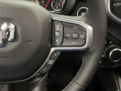 2025 RAM Ram 1500 RAM 1500 BIG HORN CREW CAB 4X4 5'7' BOX