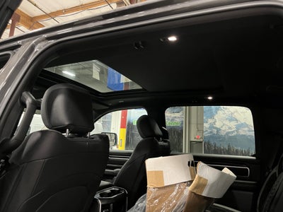 2025 RAM Ram 1500 RAM 1500 BIG HORN CREW CAB 4X4 5'7' BOX