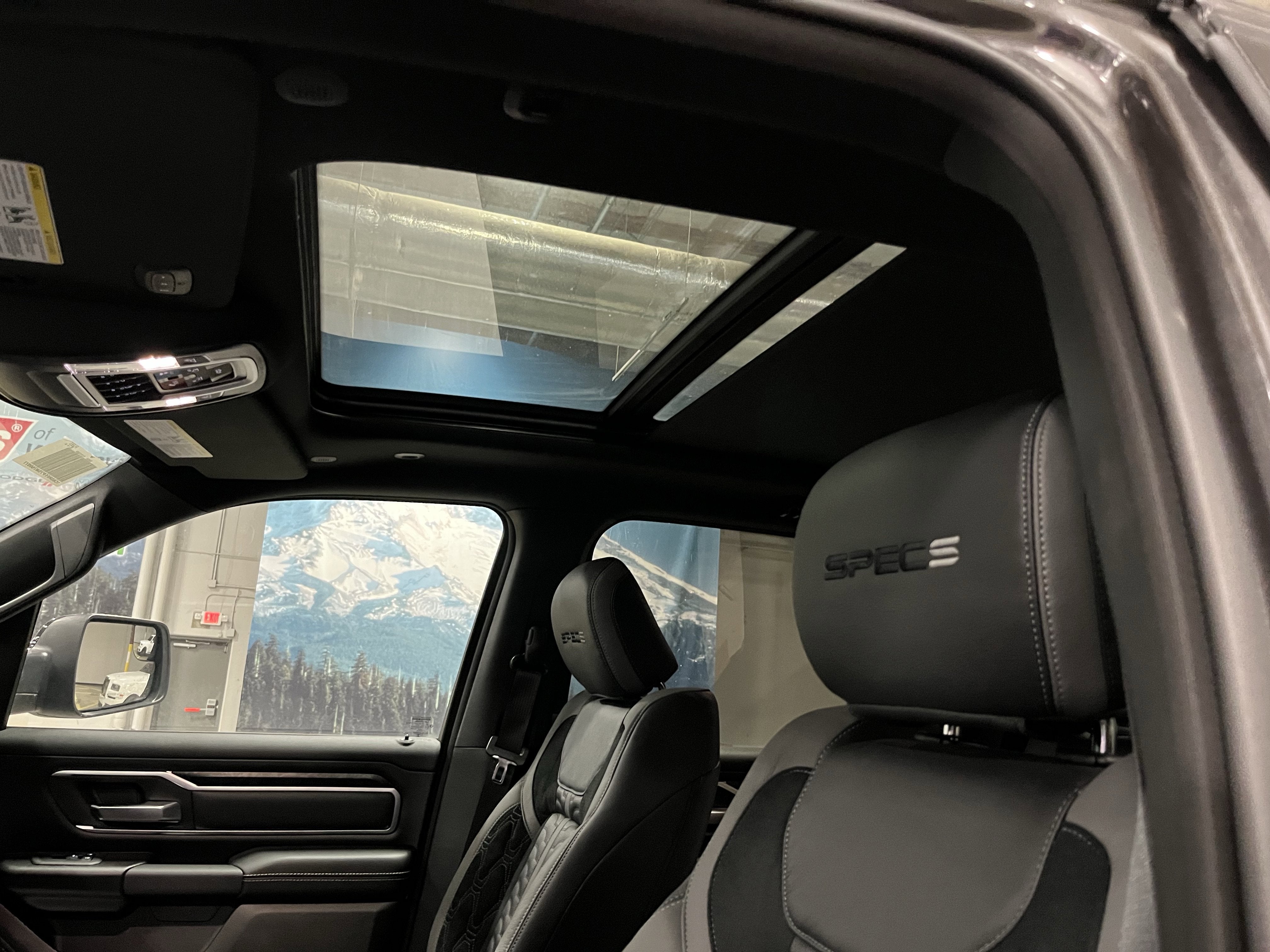 2025 RAM Ram 1500 RAM 1500 BIG HORN CREW CAB 4X4 5'7' BOX