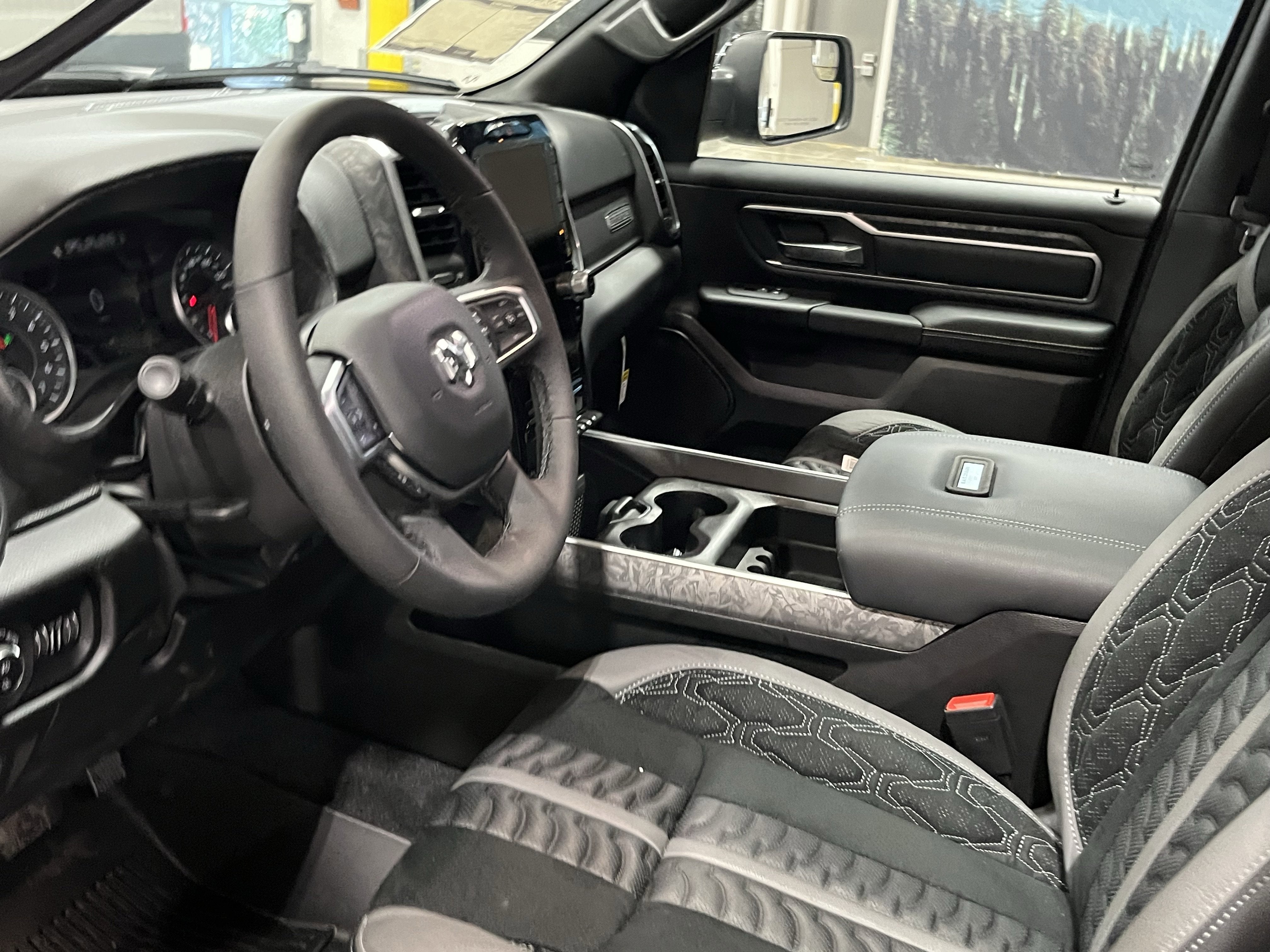 2025 RAM Ram 1500 RAM 1500 BIG HORN CREW CAB 4X4 5'7' BOX