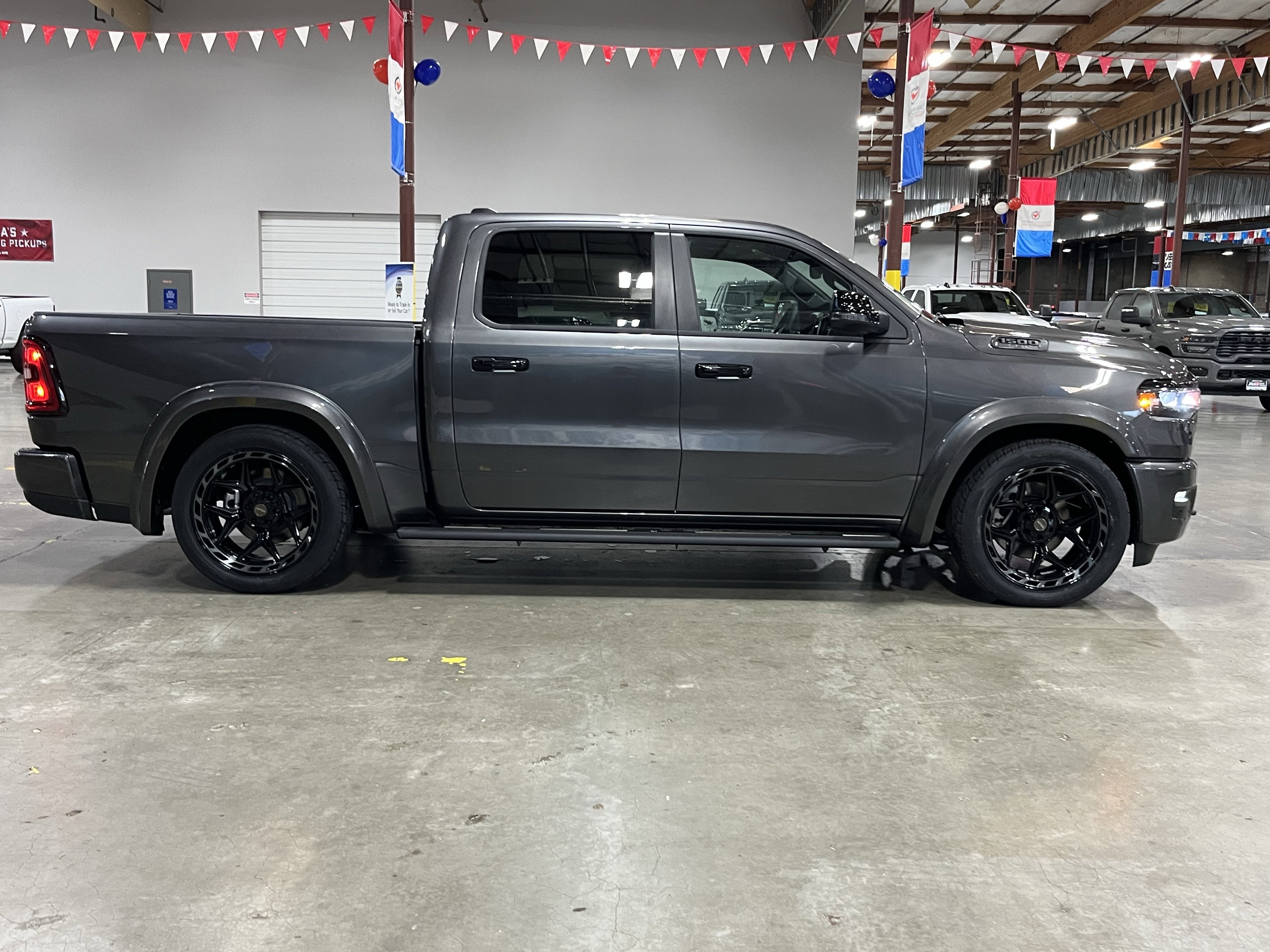 2025 RAM Ram 1500 RAM 1500 BIG HORN CREW CAB 4X4 5'7' BOX
