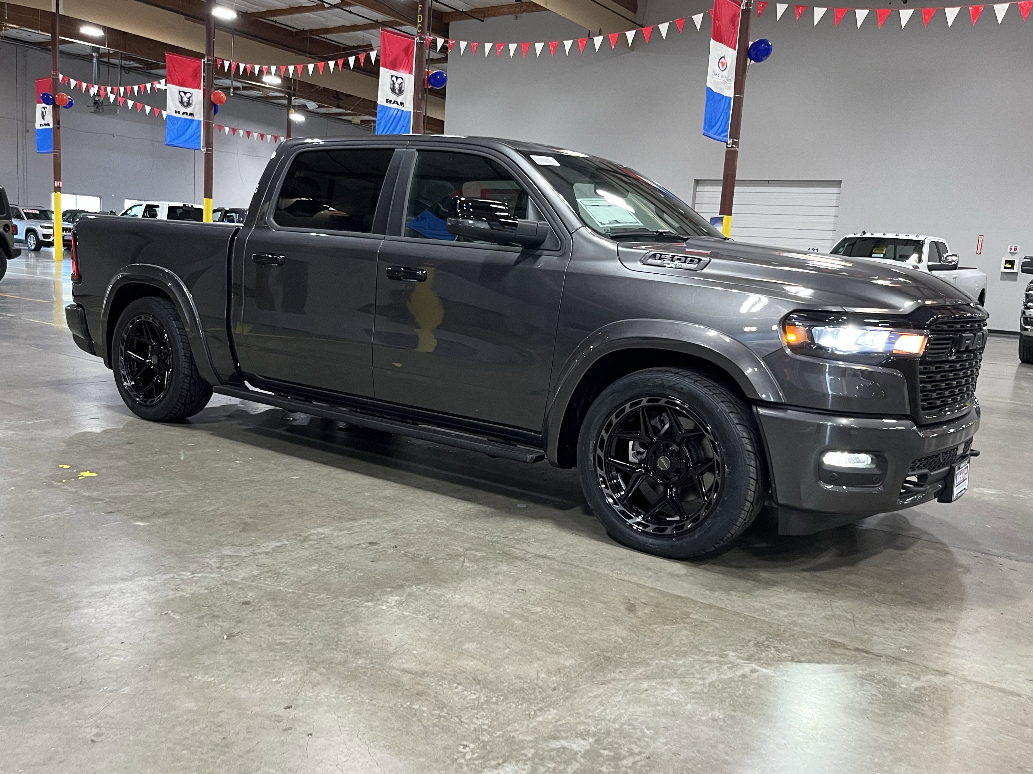 2025 RAM Ram 1500 RAM 1500 BIG HORN CREW CAB 4X4 5'7' BOX